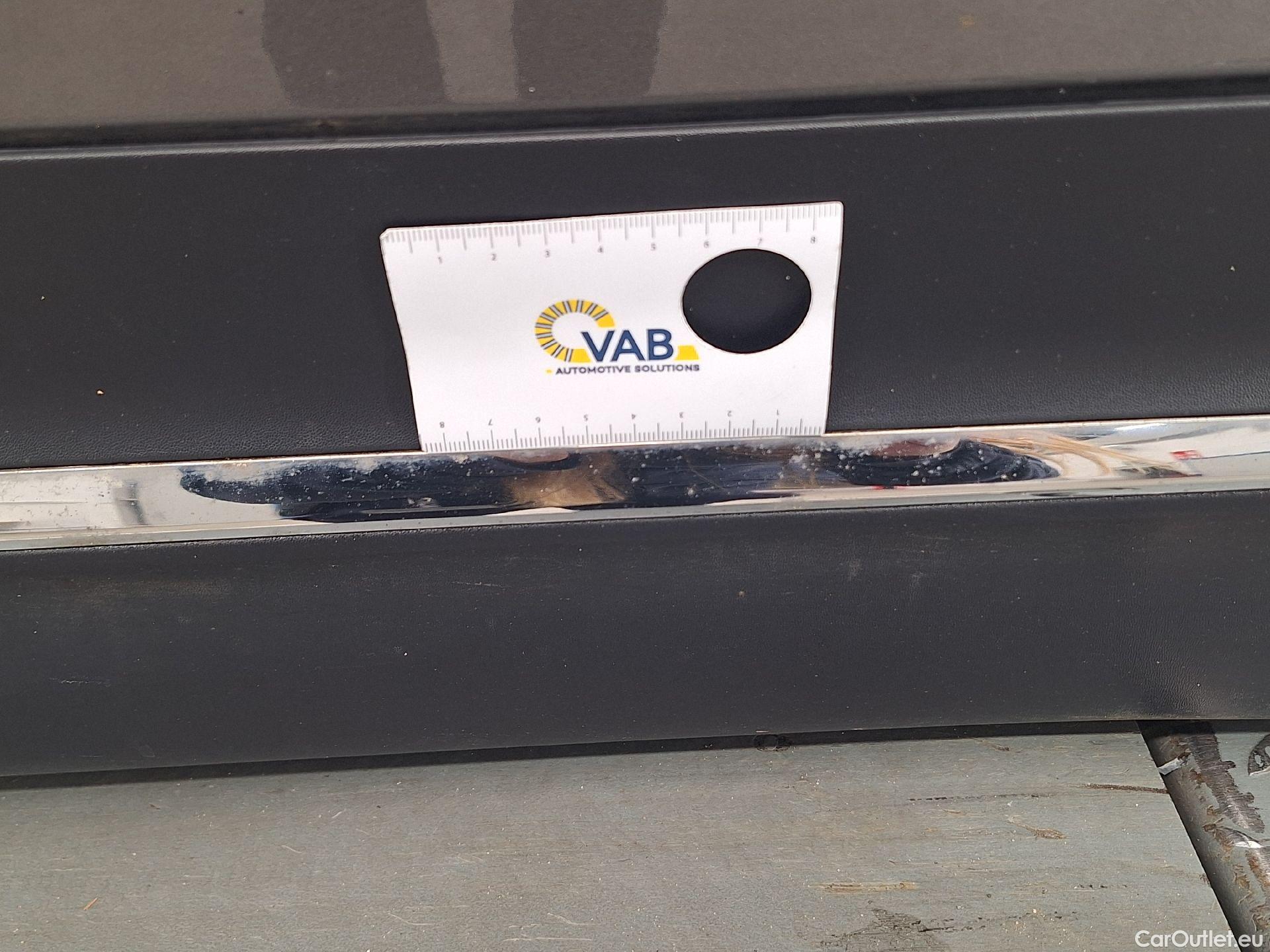  Mercedes  GLB Mercedes,  '19, Mercedes-Benz   200 d Business Solution 5d #64