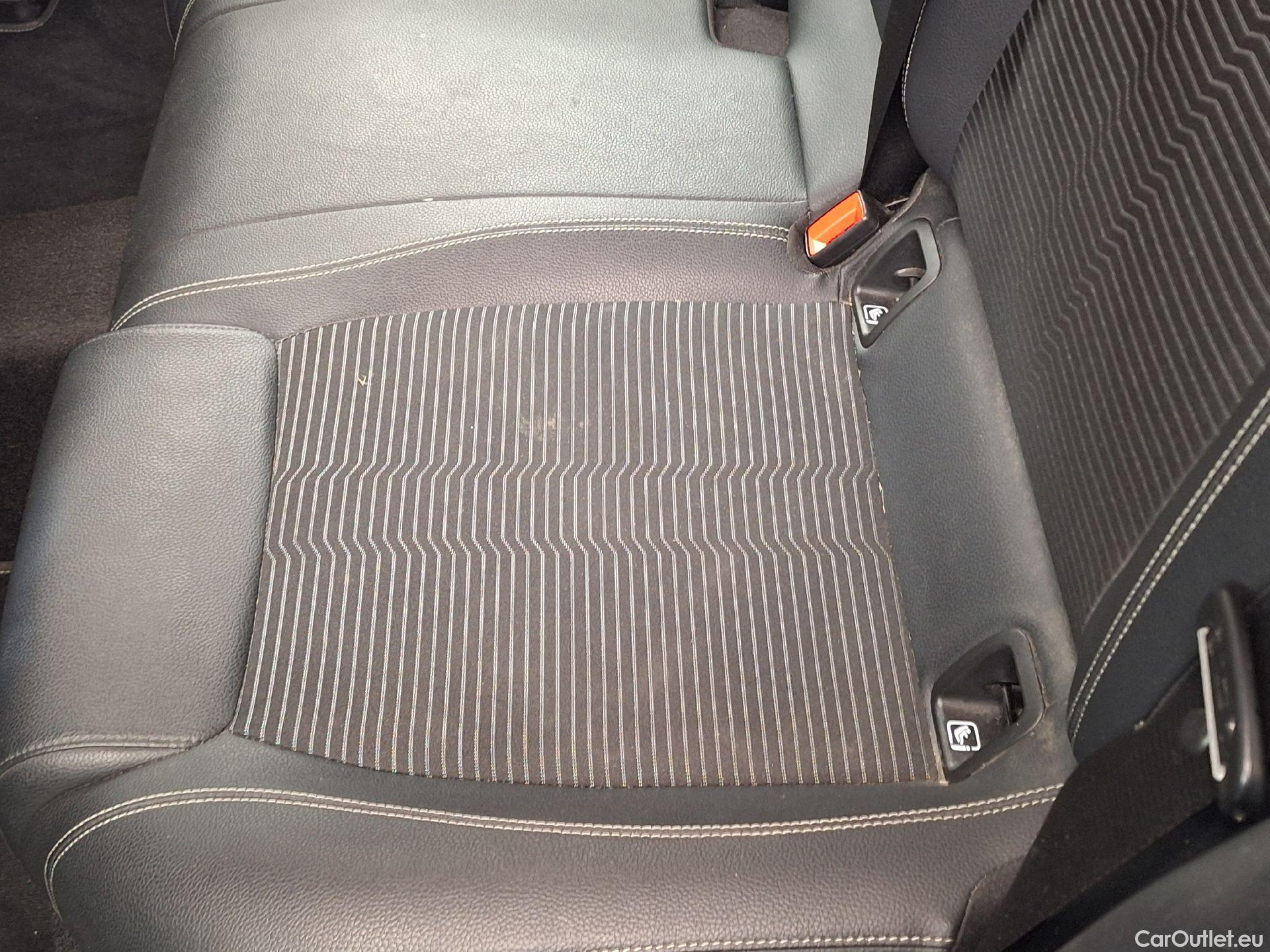  Mercedes  CLA-Klasse Mercedes, CLA-Class SB '19, Mercedes-Benz CLA Shooting Brake CLA 180 d Busines #26