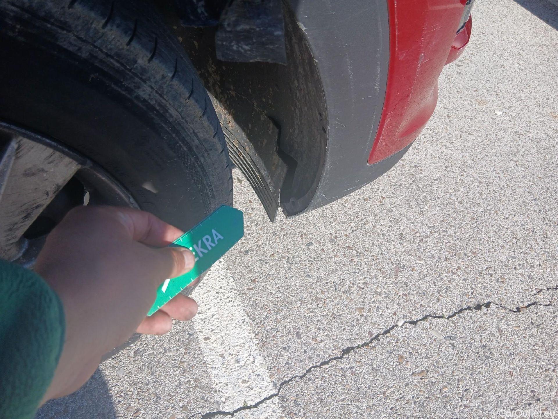  Hyundai  Tucson HYUNDAI  / 2018 / 5P / todoterreno  CRDI 1.6 116 CV 48V 4X2 SLE(SP)(SL) #47