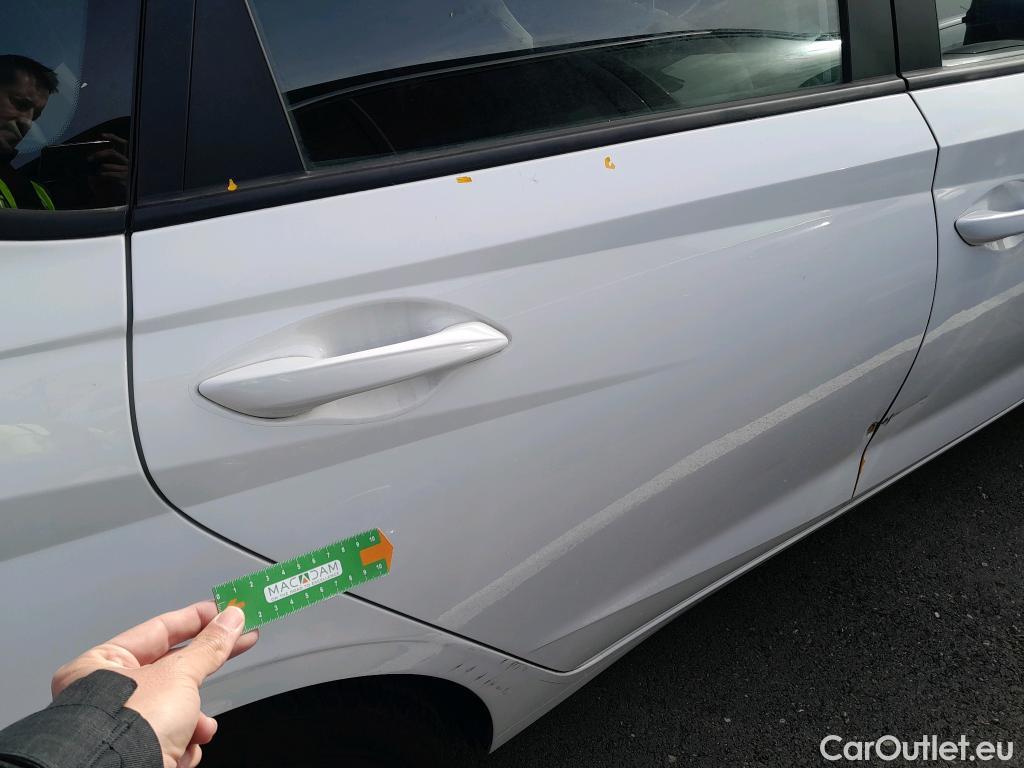  Hyundai  i20 HYUNDAI  / 2020 / 5P / berlina con portón 1.0 TGDI 74kW (100CV) 48V Essence #10