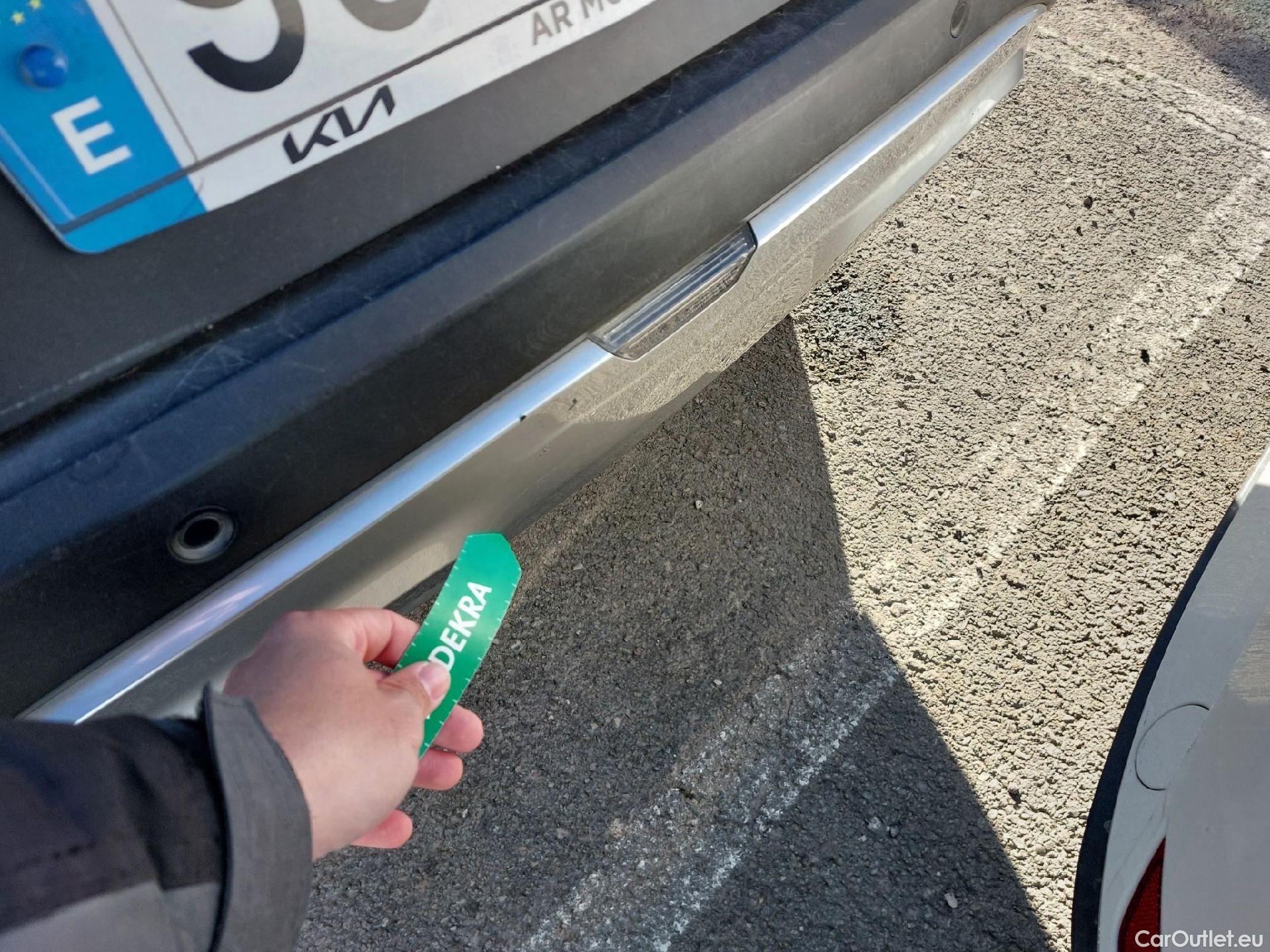  KIA  Sportage KIA  / 2022 / 5P / todoterreno 1.6 T-GDi 110kW (150CV) Drive 4x2 #16