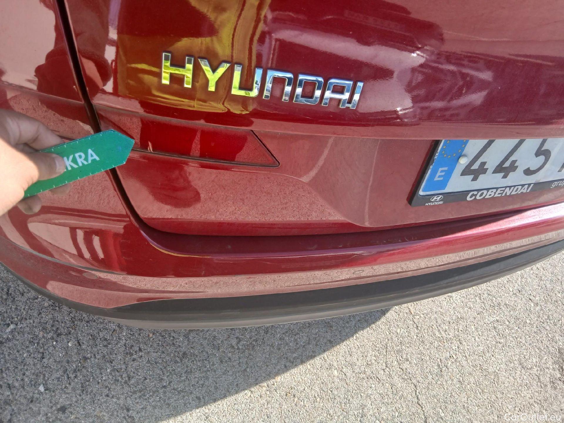  Hyundai  Tucson HYUNDAI  / 2018 / 5P / todoterreno  CRDI 1.6 116 CV 48V 4X2 SLE(SP)(SL) #26