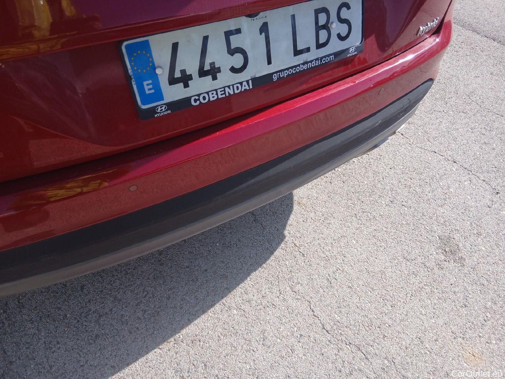  Hyundai  Tucson HYUNDAI  / 2018 / 5P / todoterreno  CRDI 1.6 116 CV 48V 4X2 SLE(SP)(SL) #29