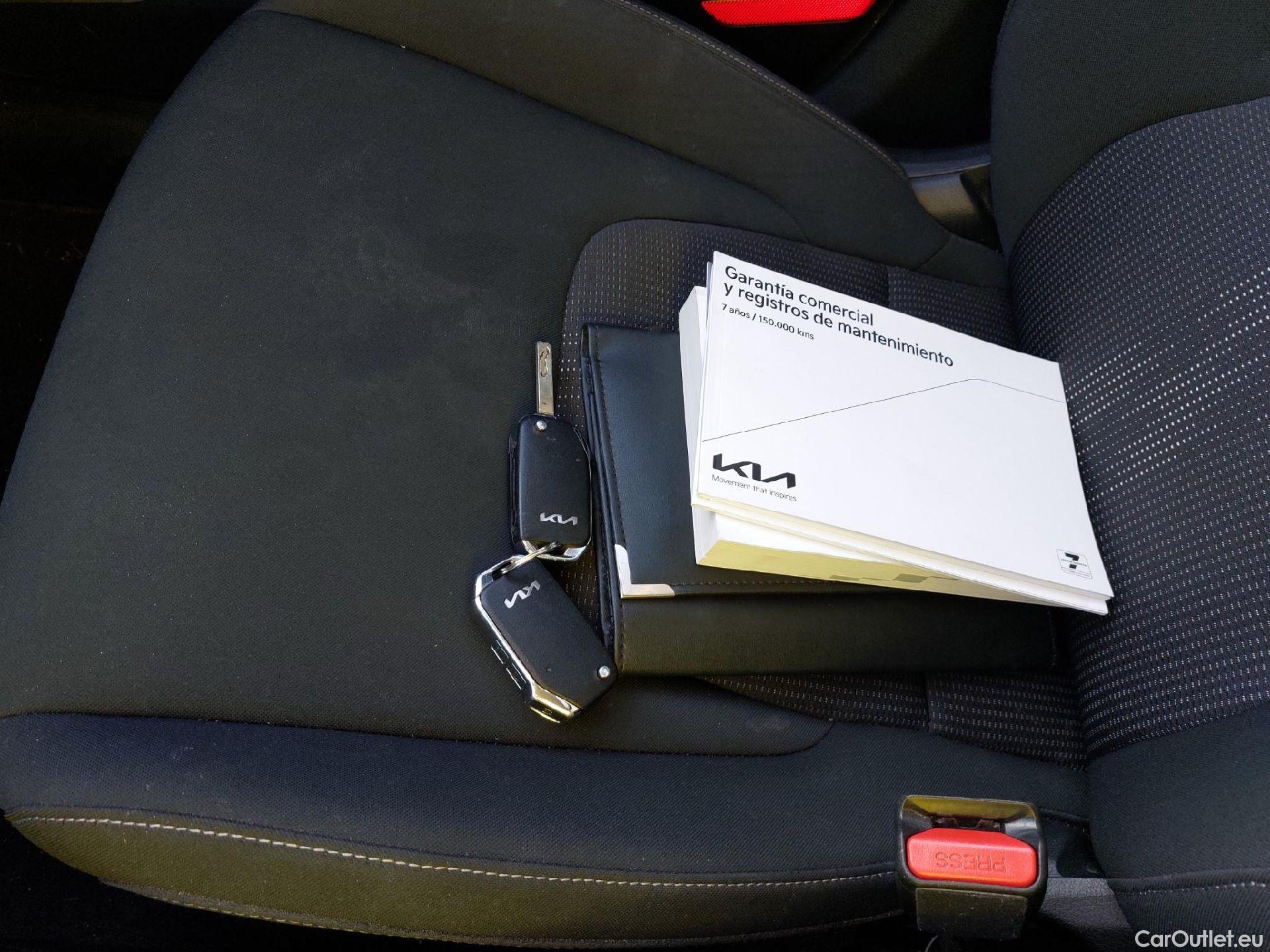  KIA  Sportage KIA  / 2022 / 5P / todoterreno 1.6 T-GDi 110kW (150CV) Drive 4x2 #1