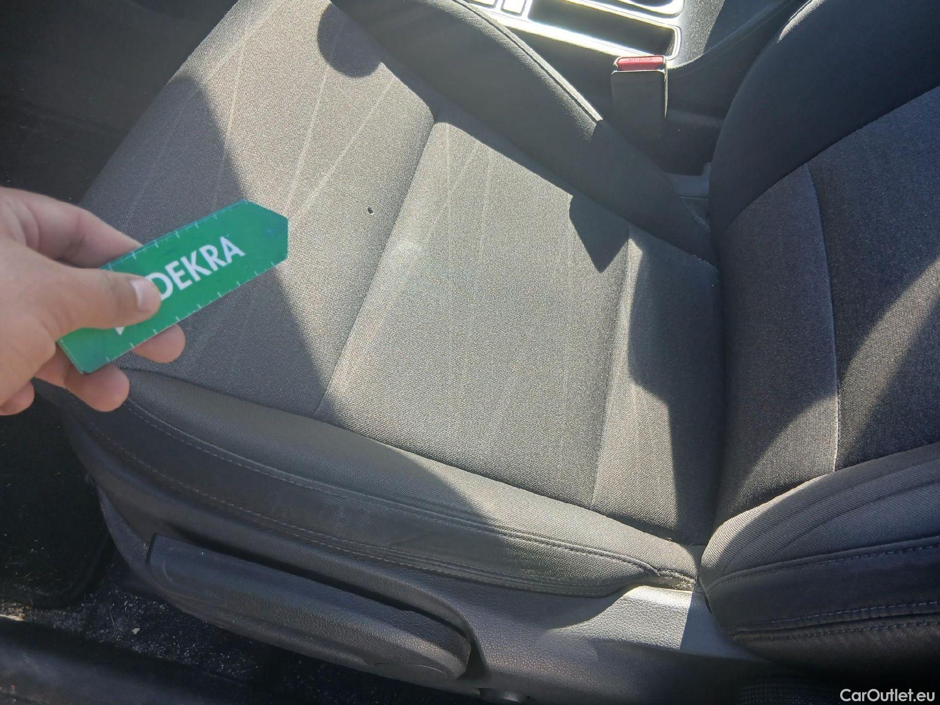  Hyundai  Tucson HYUNDAI  / 2018 / 5P / todoterreno  CRDI 1.6 116 CV 48V 4X2 SLE(SP)(SL) #3