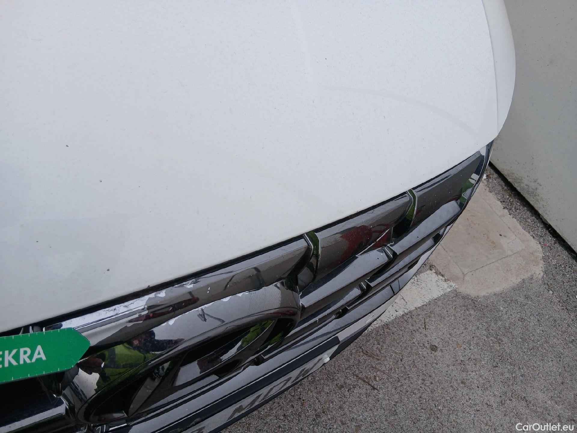  Hyundai  Tucson HYUNDAI  / 2020 / 5P / todoterreno 1.6 TGDI 169kW HEV Tecno Auto 2C #12