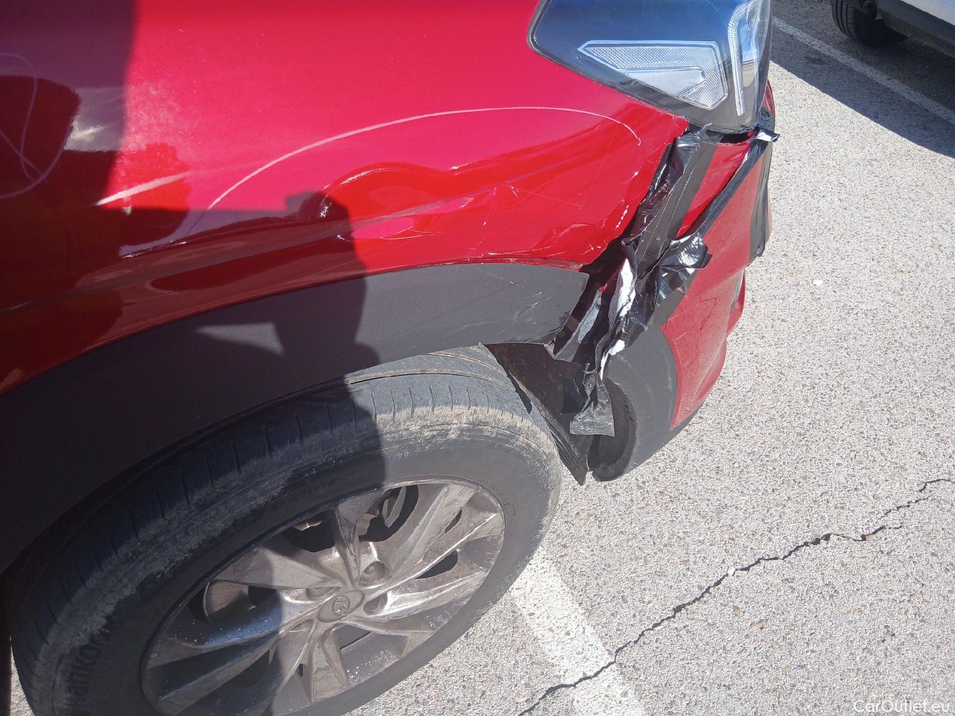  Hyundai  Tucson HYUNDAI  / 2018 / 5P / todoterreno  CRDI 1.6 116 CV 48V 4X2 SLE(SP)(SL) #43