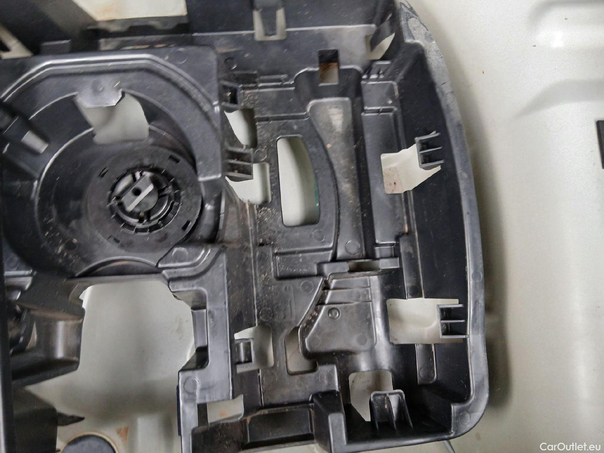  Citroen  C3 CITROEN  / 2020 / 5P / berlina con portón BlueHDi 75KW (100CV) S&S Live Pack #3