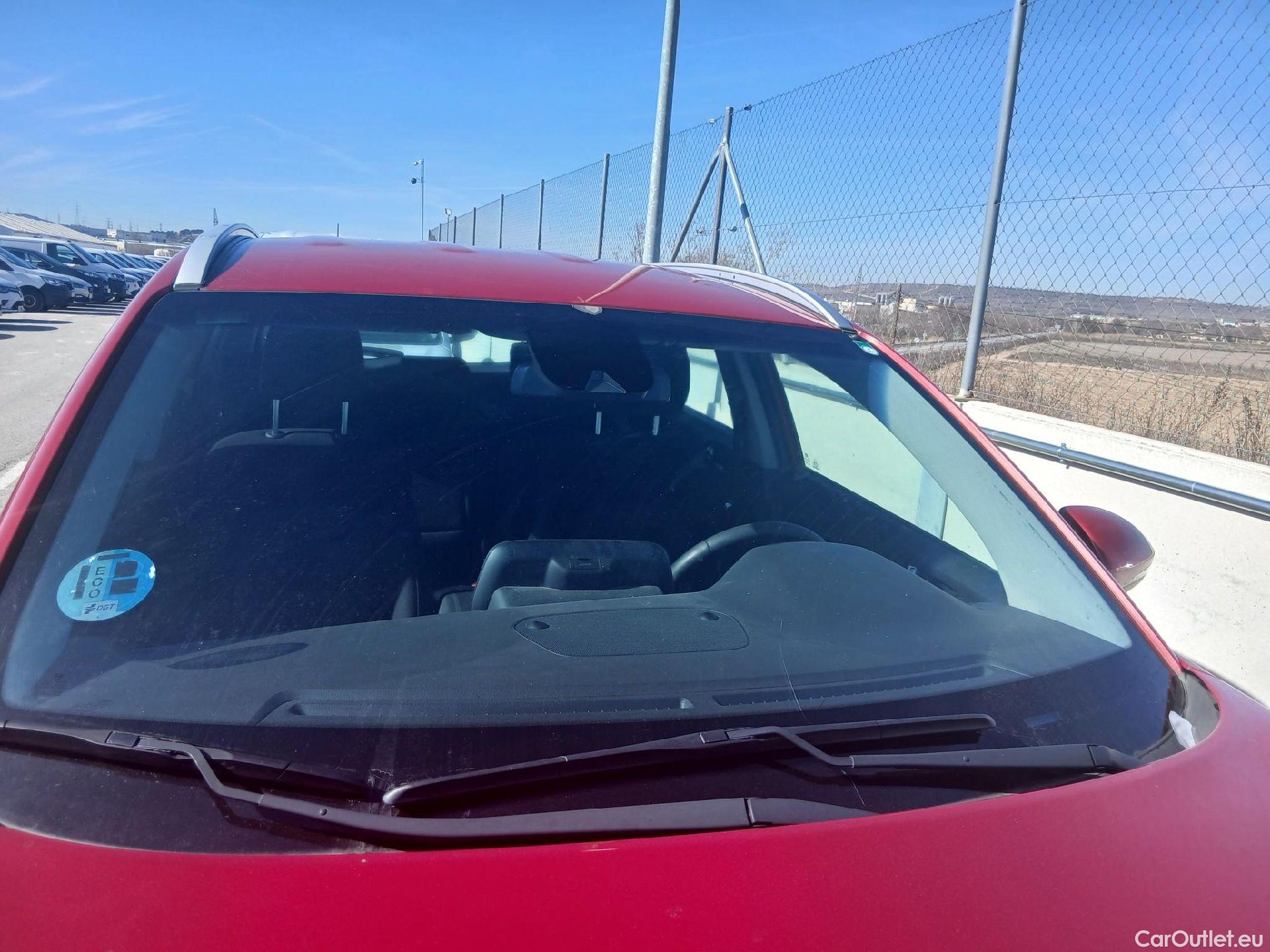  Hyundai  Tucson HYUNDAI  / 2018 / 5P / todoterreno  CRDI 1.6 116 CV 48V 4X2 SLE(SP)(SL) #15