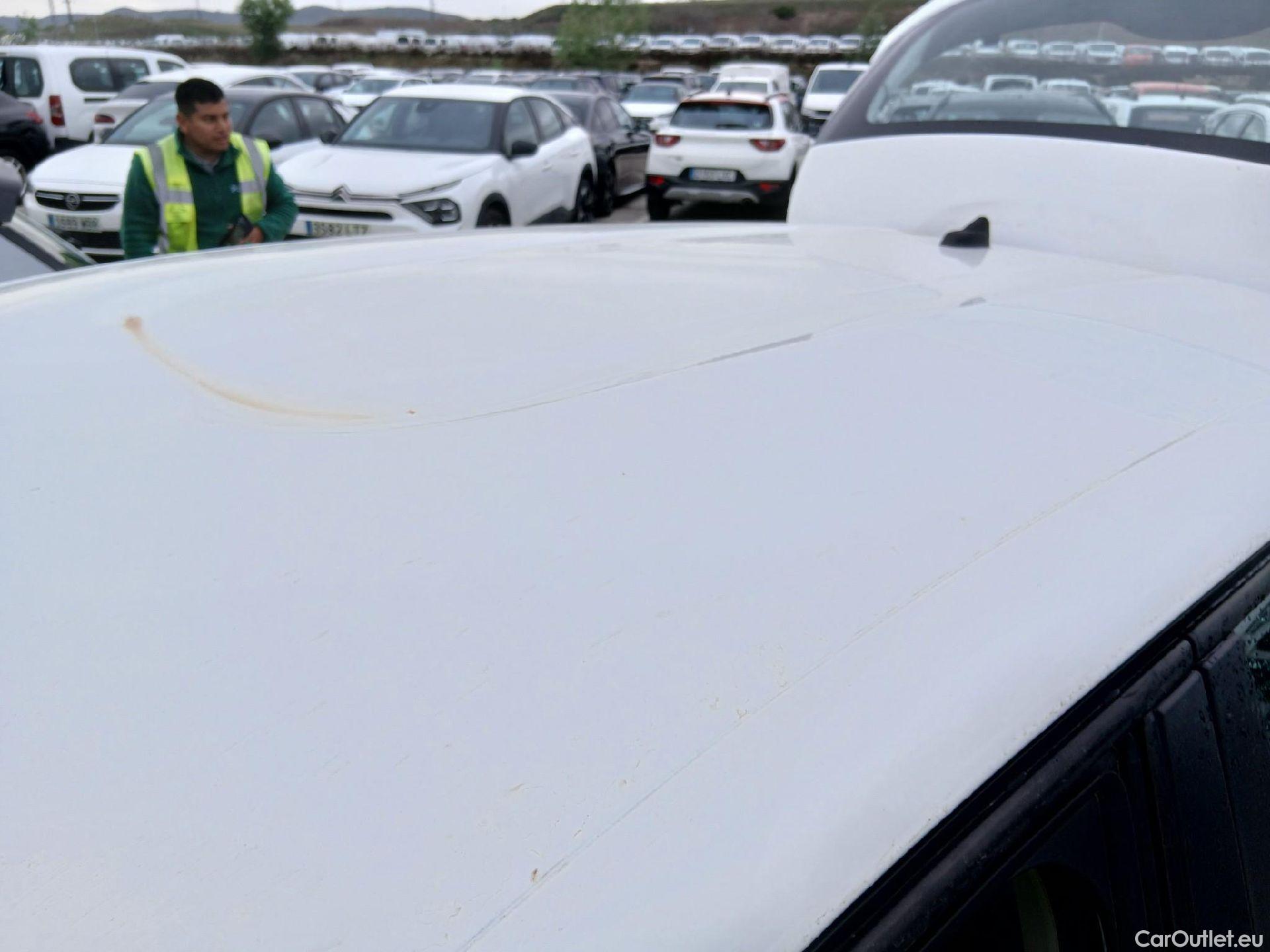  Citroen  C3 CITROEN  / 2020 / 5P / berlina con portón BlueHDi 75KW (100CV) S&S Live Pack #19