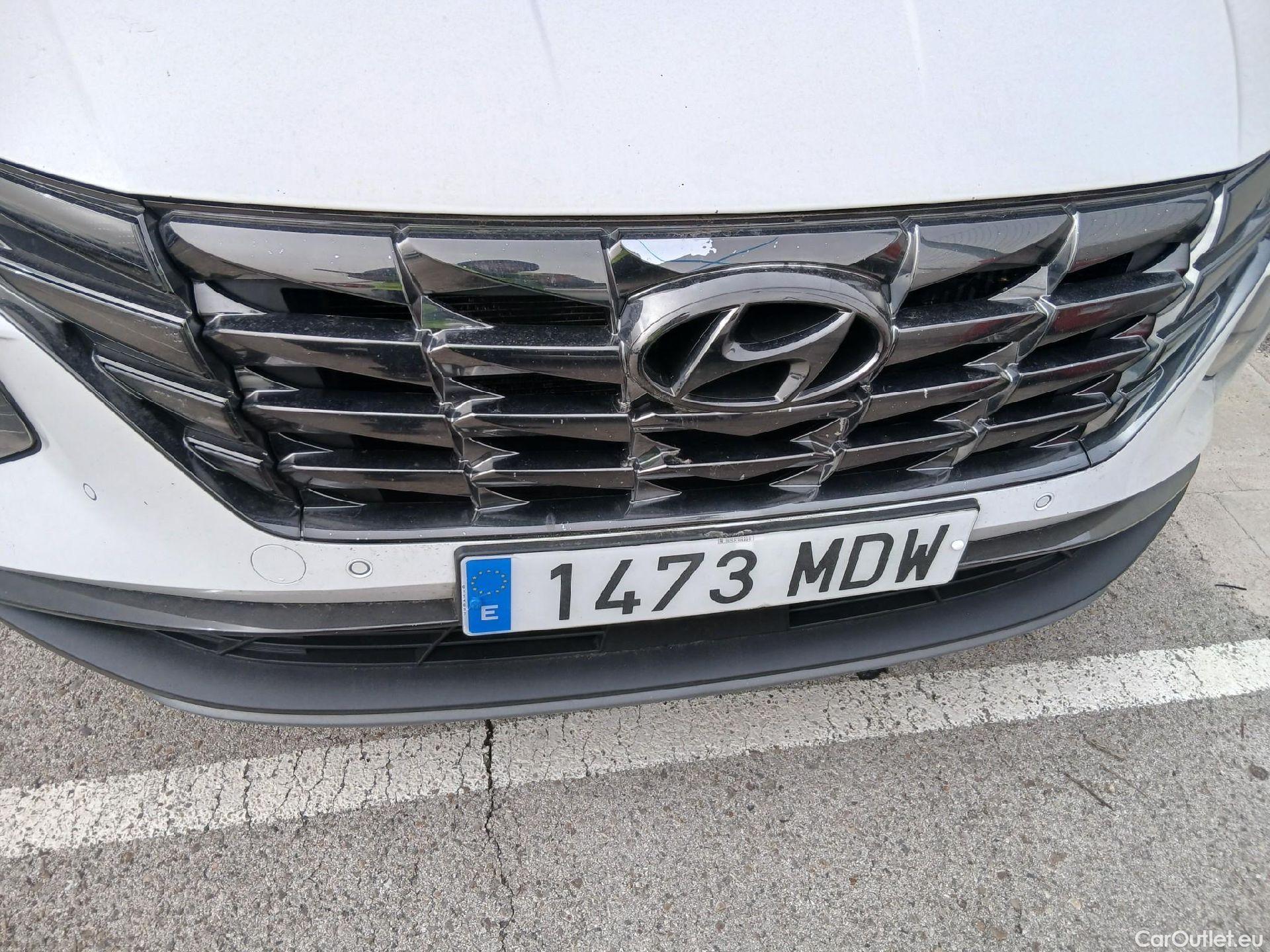  Hyundai  Tucson HYUNDAI  / 2020 / 5P / todoterreno 1.6 TGDI 169kW HEV Tecno Auto 2C #13