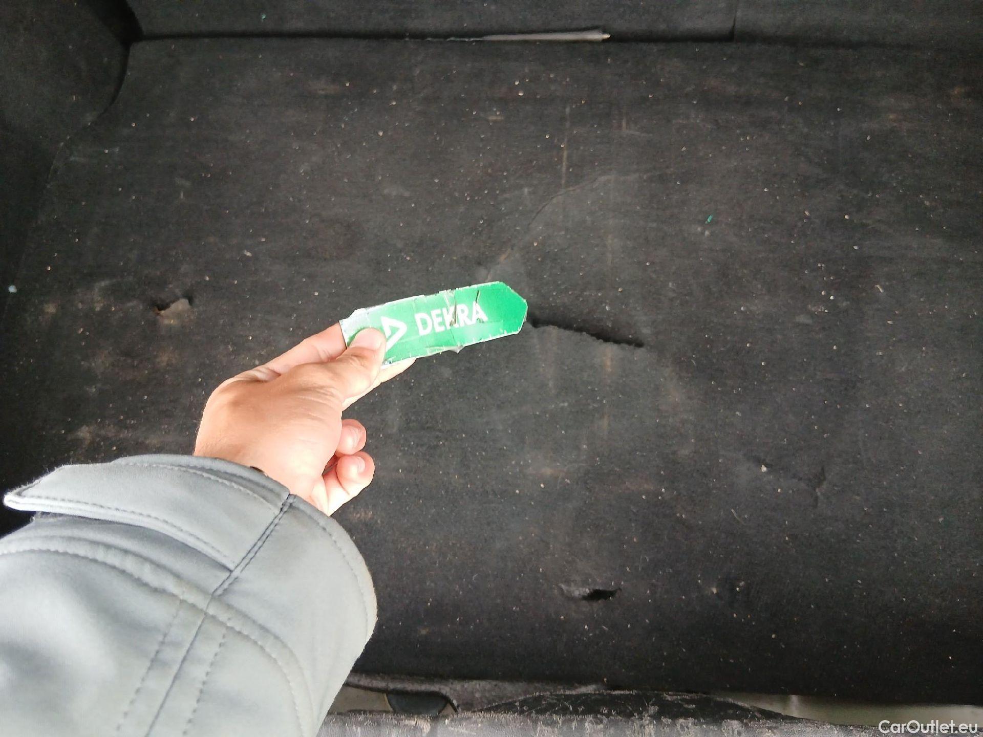  Citroen  C3 CITROEN  / 2020 / 5P / berlina con portón BlueHDi 75KW (100CV) S&S Live Pack #31