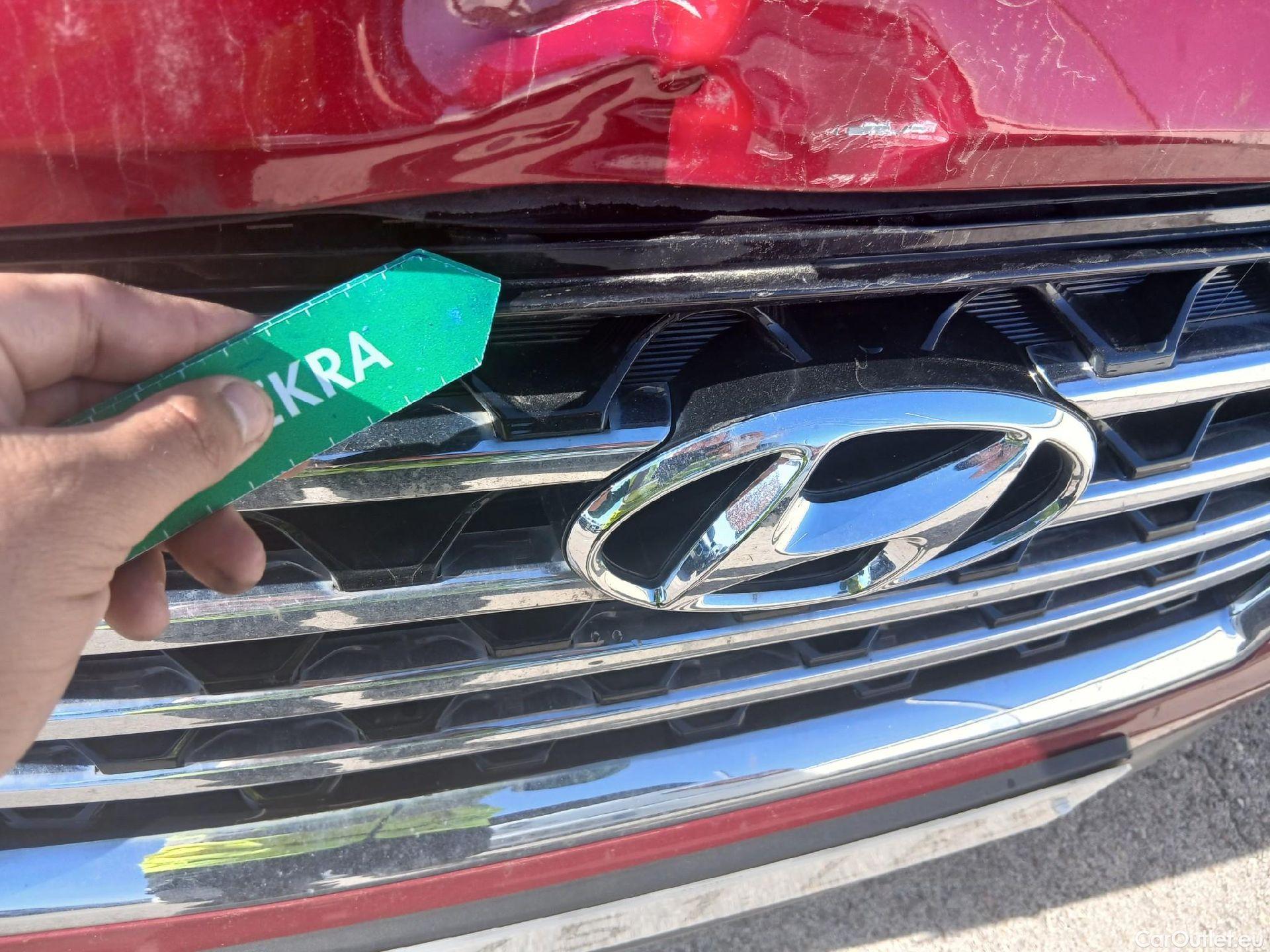  Hyundai  Tucson HYUNDAI  / 2018 / 5P / todoterreno  CRDI 1.6 116 CV 48V 4X2 SLE(SP)(SL) #13