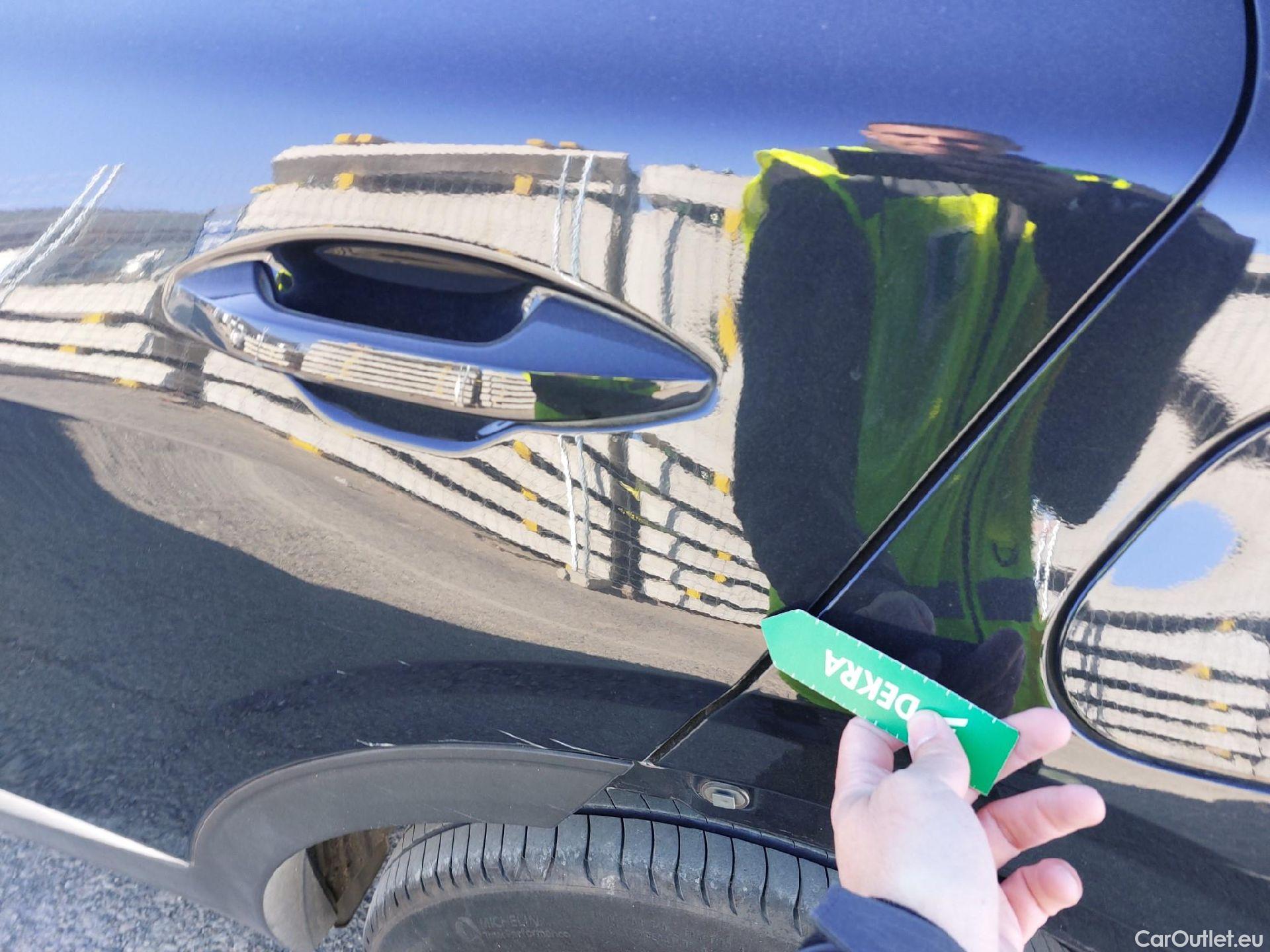  KIA  Sportage KIA  / 2022 / 5P / todoterreno 1.6 T-GDi 110kW (150CV) Drive 4x2 #8