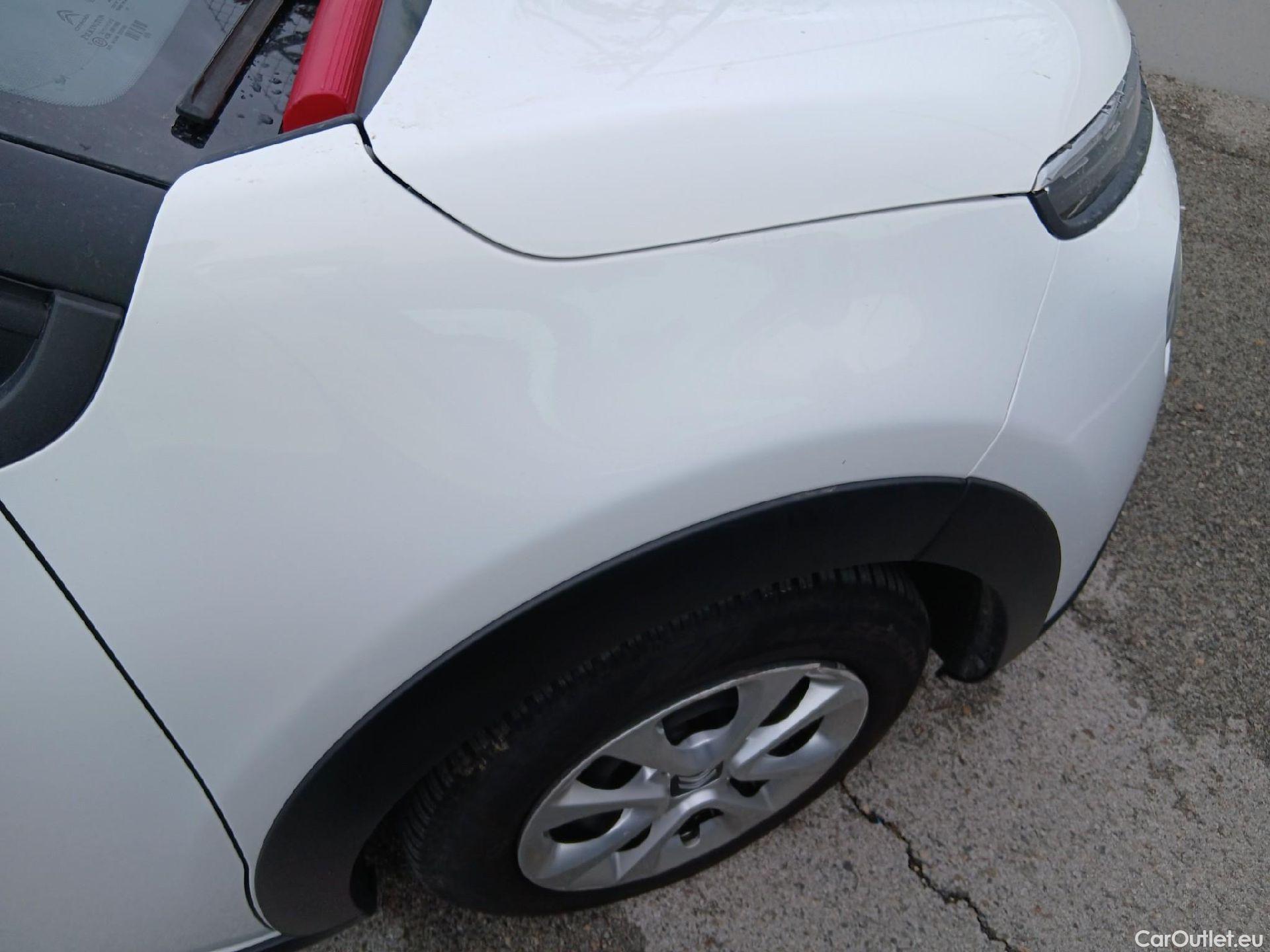  Citroen  C3 CITROEN  / 2020 / 5P / berlina con portón BlueHDi 75KW (100CV) S&S Live Pack #42