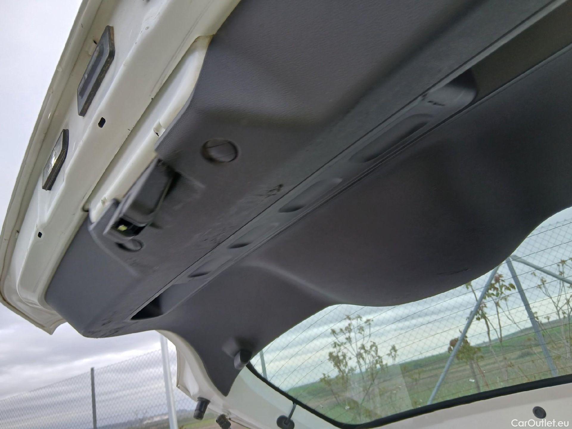  Citroen  C3 CITROEN  / 2020 / 5P / berlina con portón BlueHDi 75KW (100CV) S&S Live Pack #28