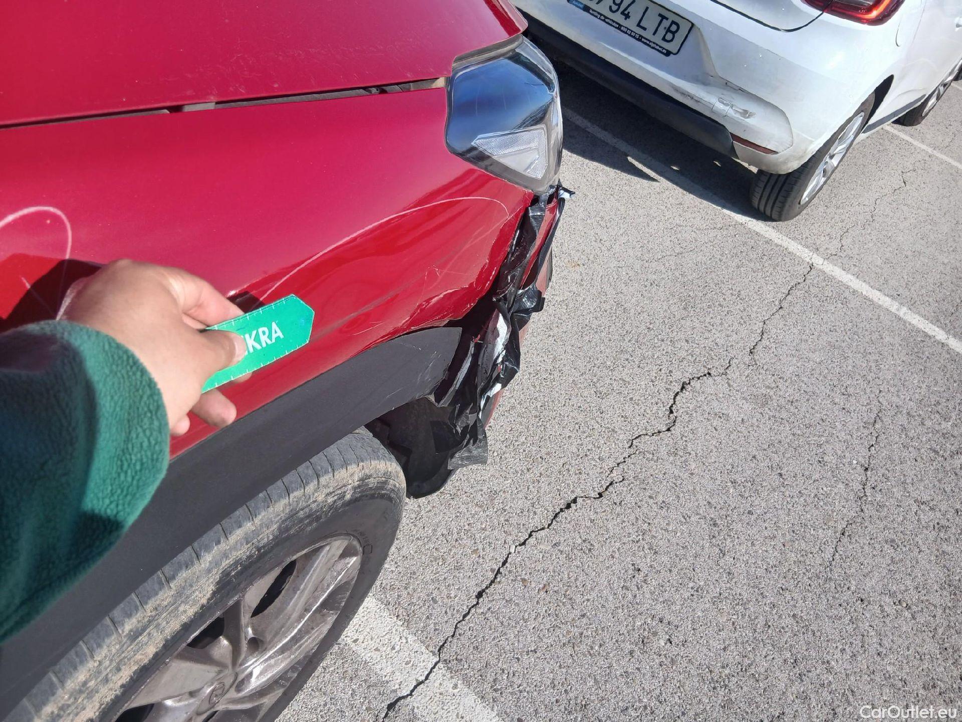  Hyundai  Tucson HYUNDAI  / 2018 / 5P / todoterreno  CRDI 1.6 116 CV 48V 4X2 SLE(SP)(SL) #41