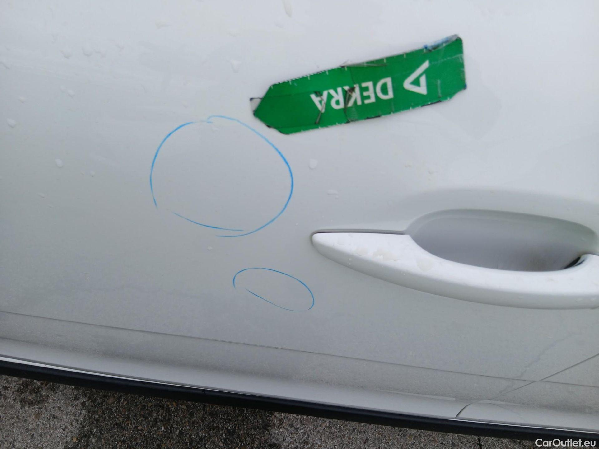  Citroen  C3 CITROEN  / 2020 / 5P / berlina con portón BlueHDi 75KW (100CV) S&S Live Pack #15