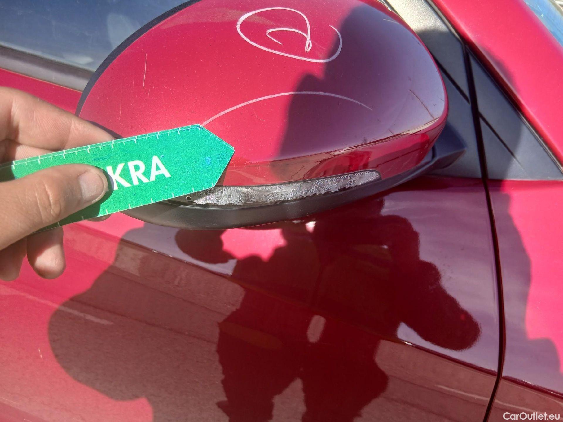  Hyundai  Tucson HYUNDAI  / 2018 / 5P / todoterreno  CRDI 1.6 116 CV 48V 4X2 SLE(SP)(SL) #36