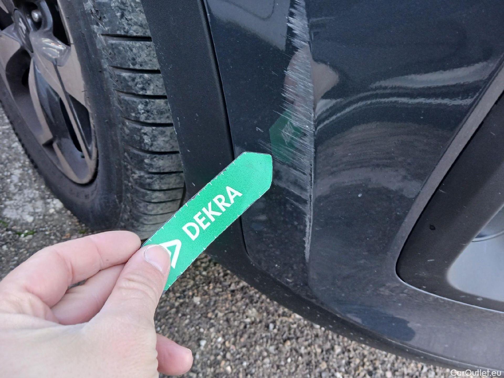  KIA  Sportage KIA  1.6MHEV Drive 100kW(136CV) 4x2(Crist Tintados) #2