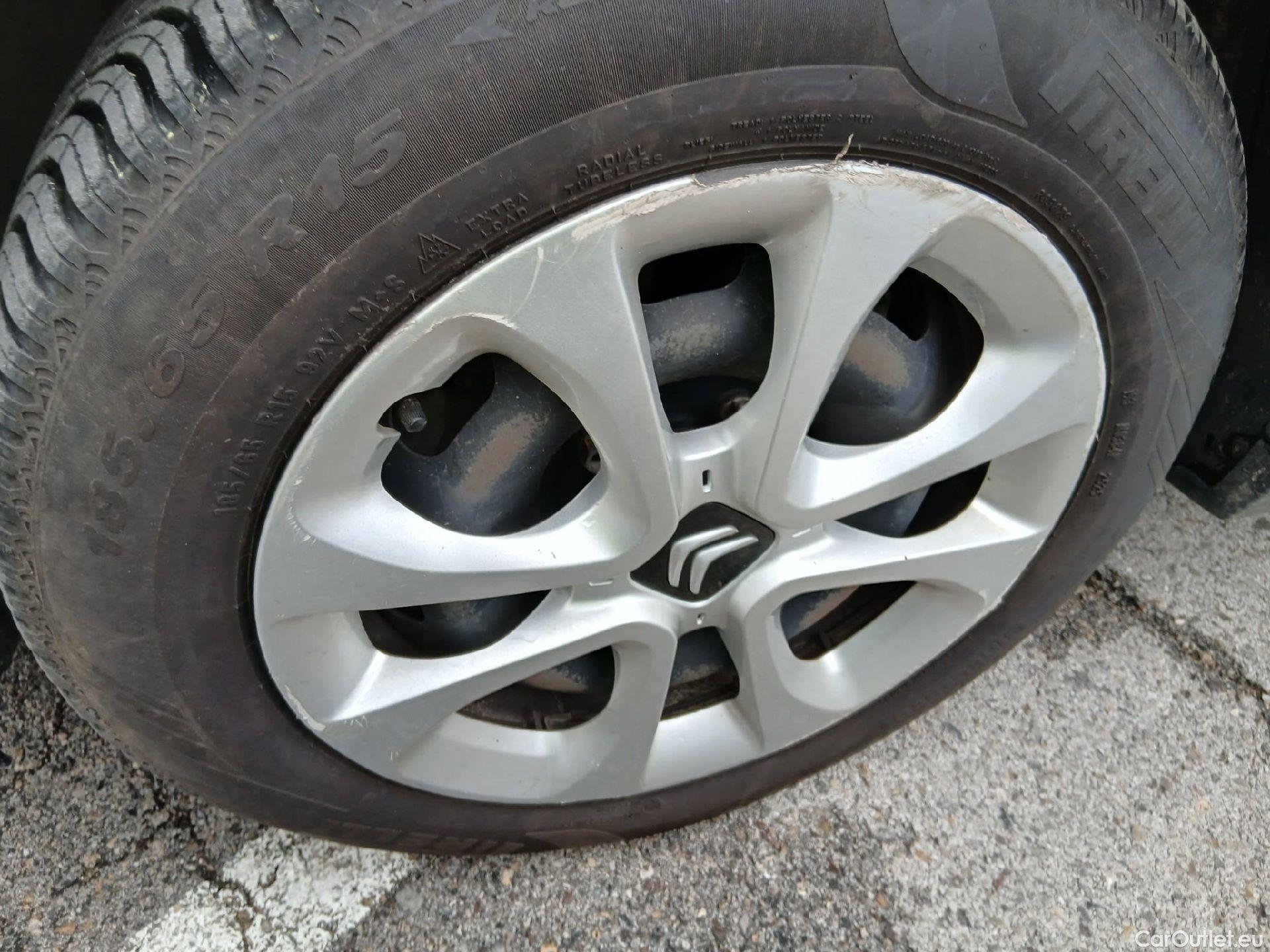  Citroen  C3 CITROEN  / 2020 / 5P / berlina con portón BlueHDi 75KW (100CV) S&S Live Pack #14