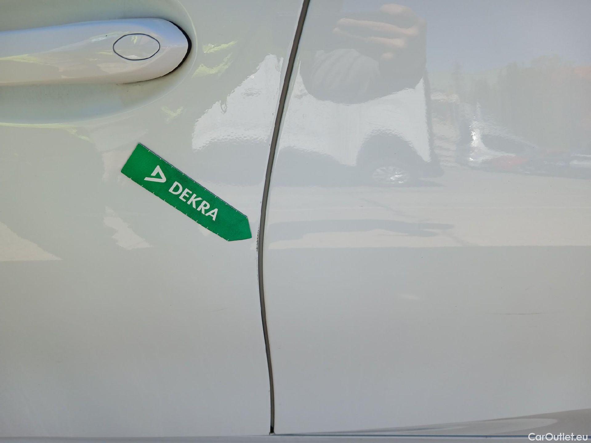  Bmw  Serie 3 BMW  / 2019 / 5P / familiar 320d Auto.Touring #3