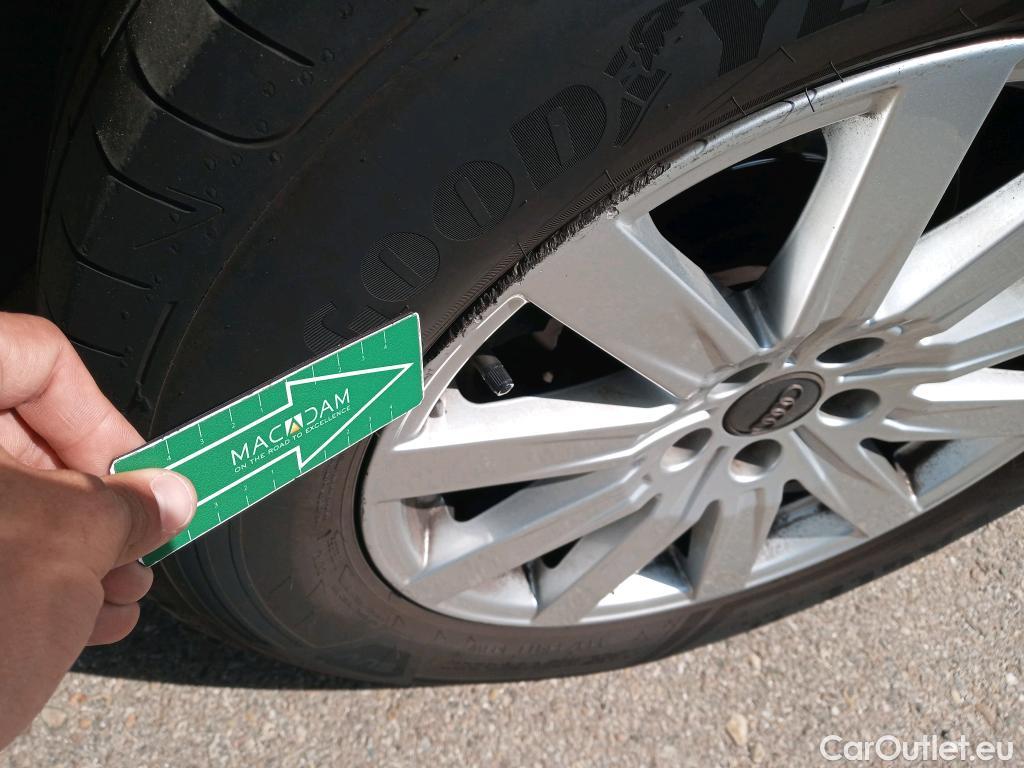  Audi  Q7 AUDI  3.0 TDI ultra quattro tiptronic 220 CV #25