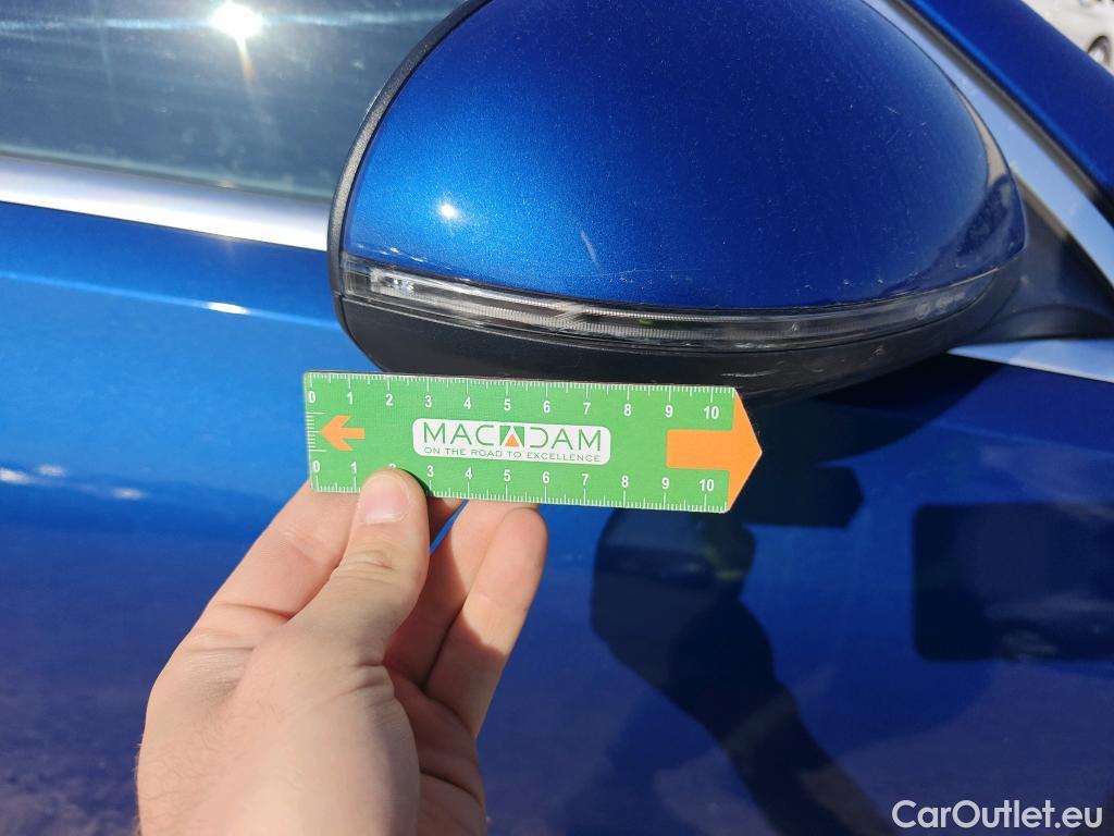  Mercedes  C-Klasse MERCEDES-BENZ Clase C / 2021 / 4P / sedán C 220 d #49