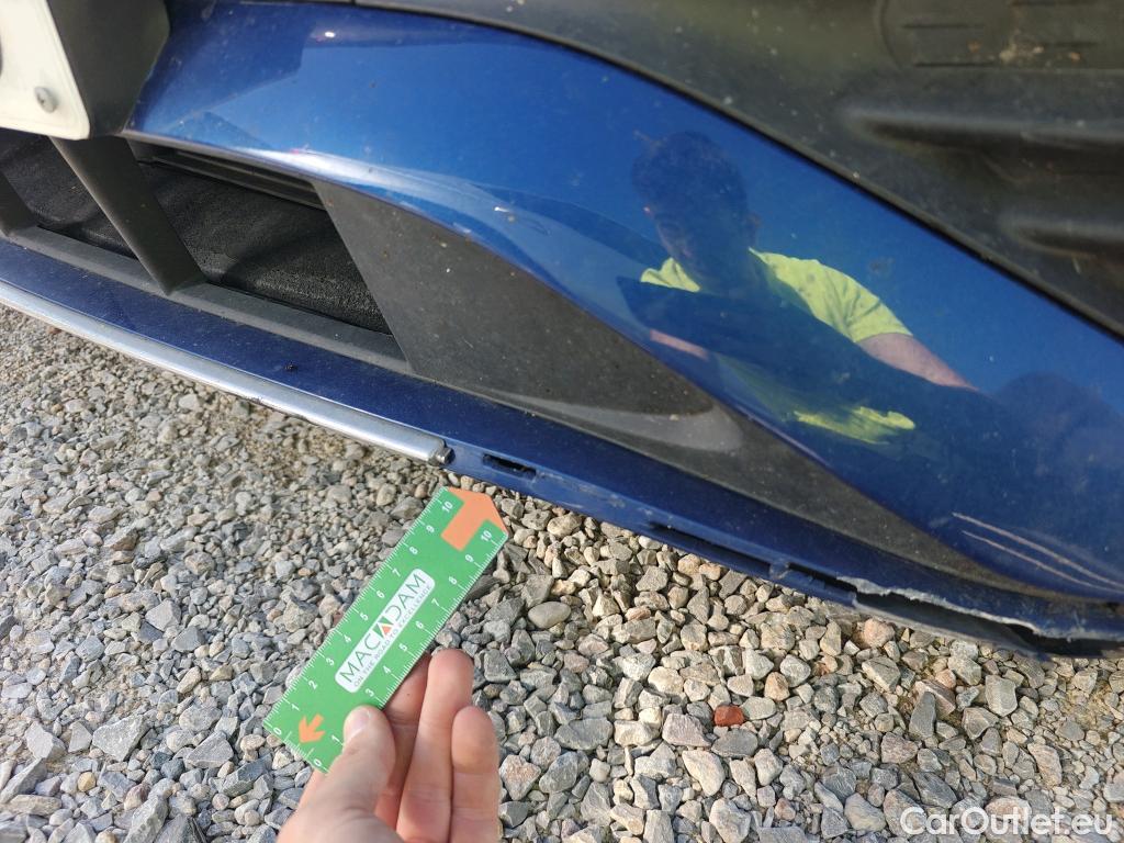  Mercedes  C-Klasse MERCEDES-BENZ Clase C / 2021 / 4P / sedán C 220 d #37