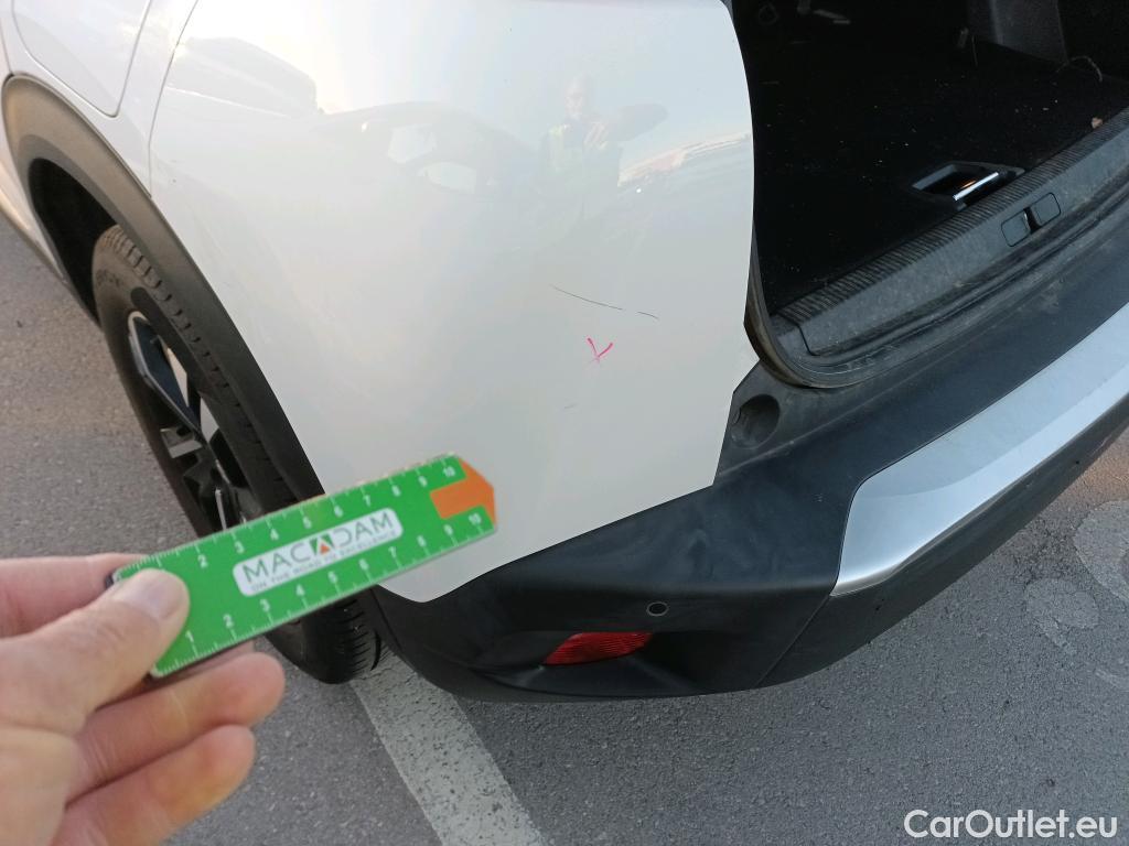  Peugeot  2008 PEUGEOT  / 2019 / 5P / todoterreno Allure BlueHDI 81kW (110CV) #13