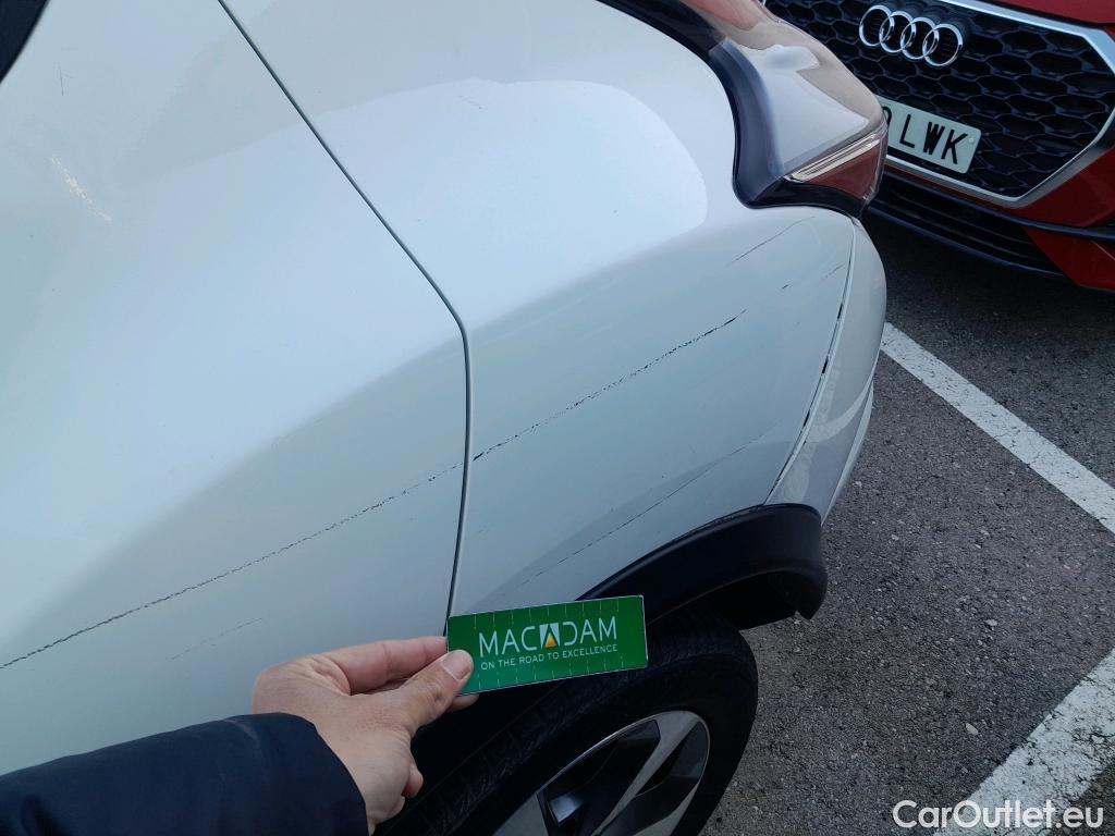  Nissan  Juke NISSAN  / 2014 / 5P / crossover G.E6D-Temp 83kW (112 CV) 5M/T ACENTA (CX) #17