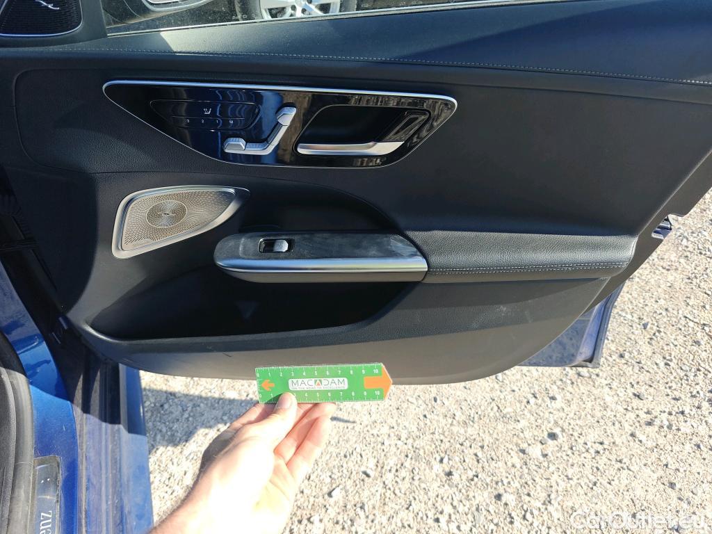  Mercedes  C-Klasse MERCEDES-BENZ Clase C / 2021 / 4P / sedán C 220 d #39