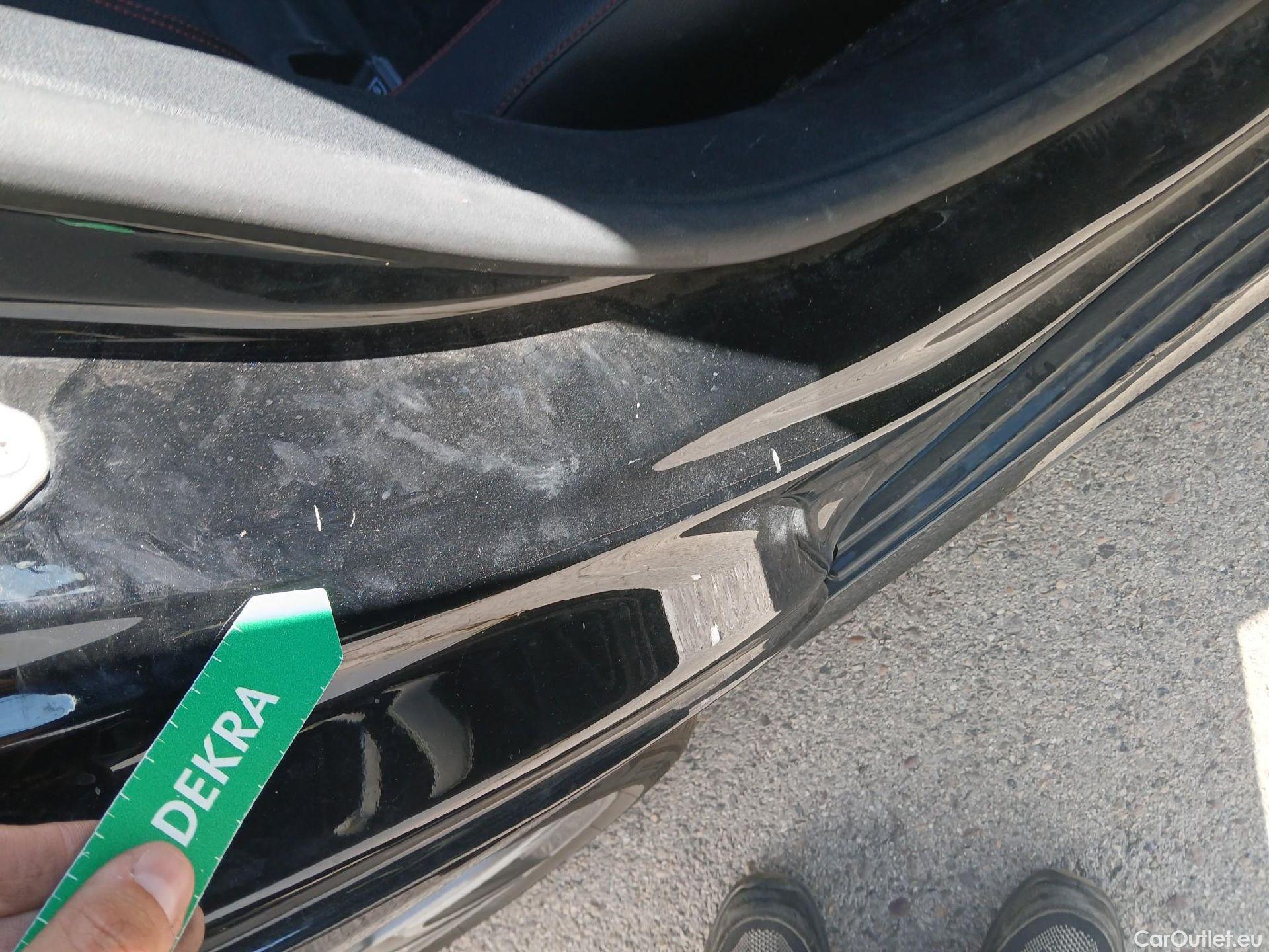  Mercedes  A-Klasse MERCEDES-BENZ Clase A berlina con portón A 250 e 220 CV 11 kWh #Opcionales 5800€# #12