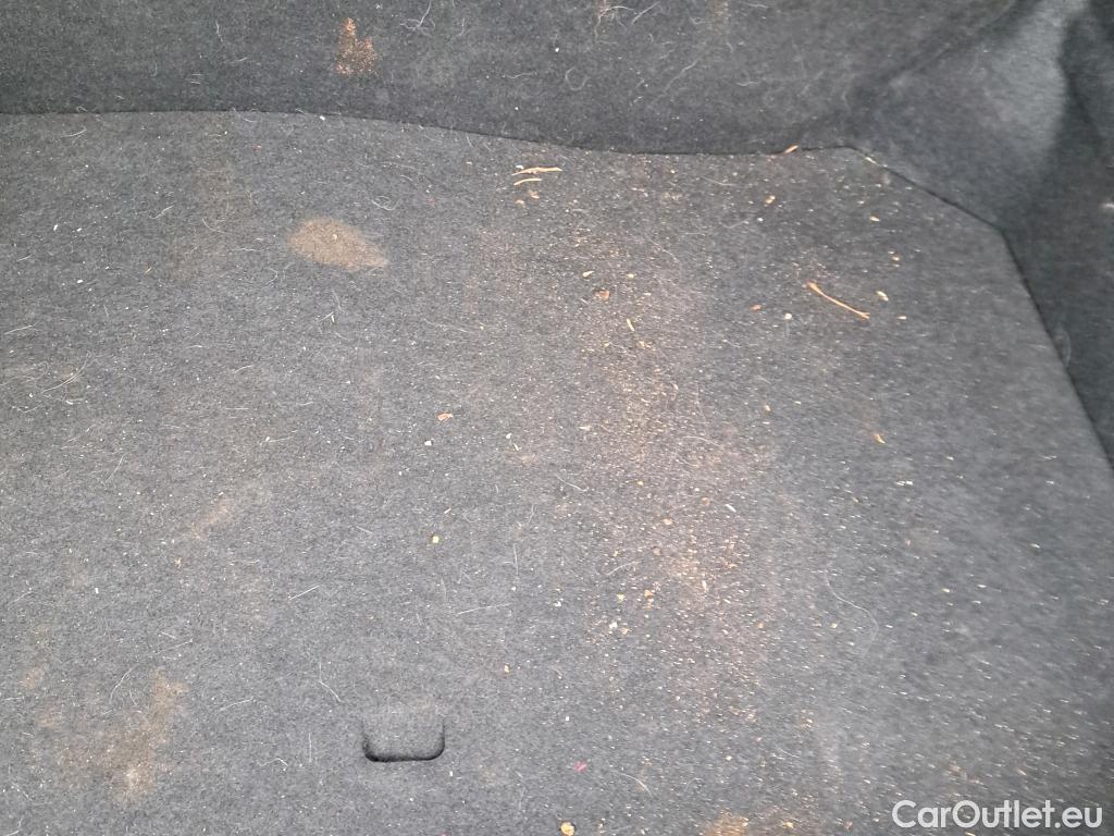  Nissan  Qashqai NISSAN  / 2021 / 5P / todoterreno DIG-T 116kW (158CV) mHEV Xtronic Acenta (AC2) #4