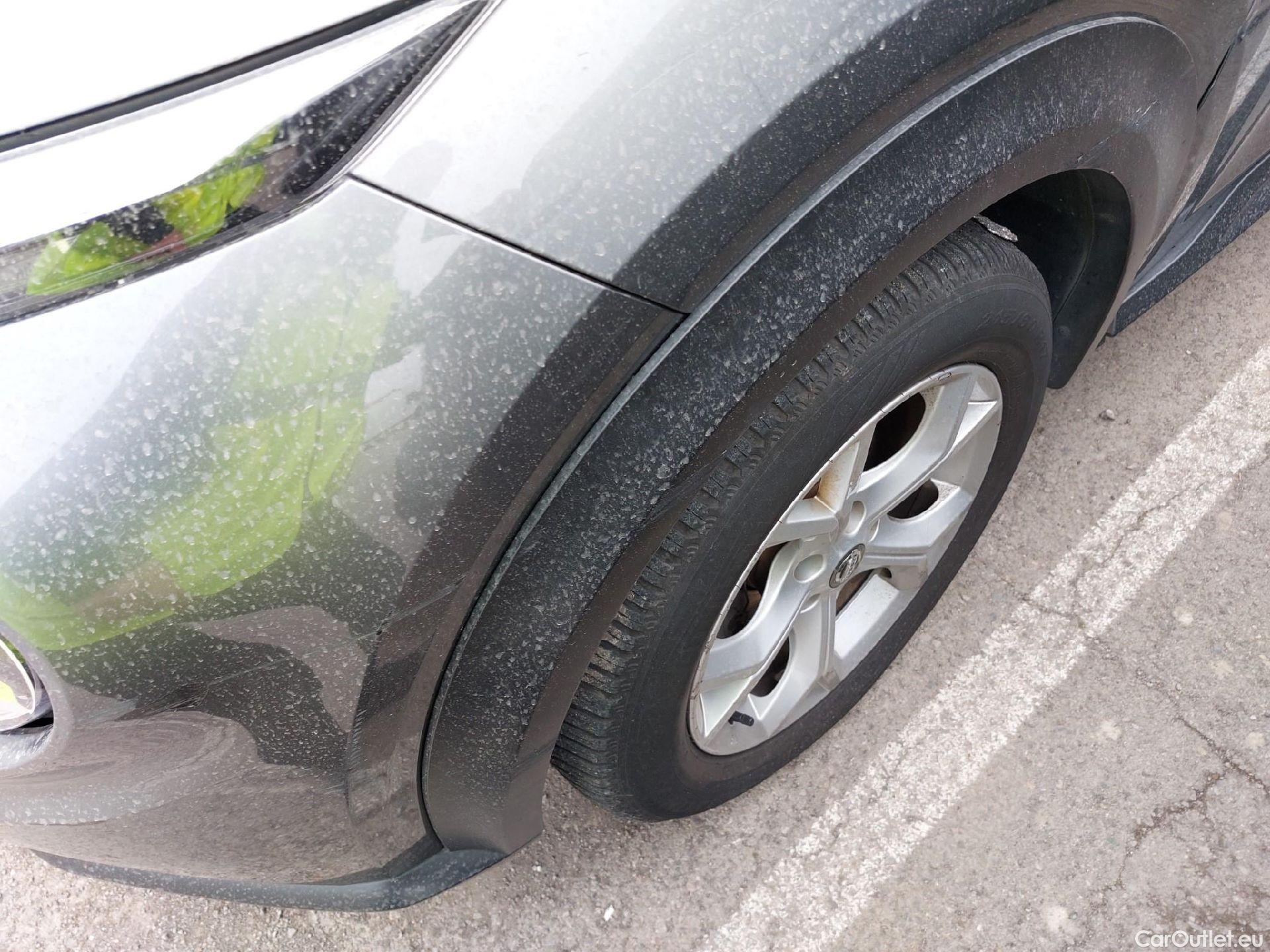  Nissan  Juke NISSAN  / 2019 / 5P / crossover DIG-T 84 kW (114 CV) DCT 7 V N-Connecta (AC2) #4