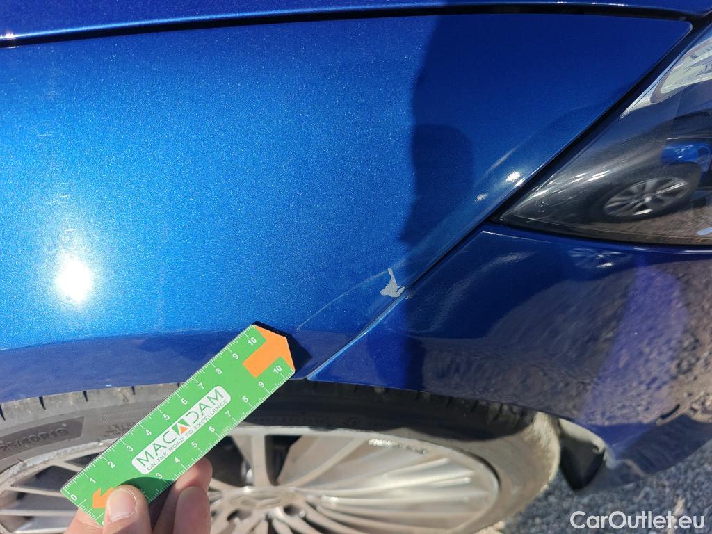  Mercedes  C-Klasse MERCEDES-BENZ Clase C / 2021 / 4P / sedán C 220 d #54