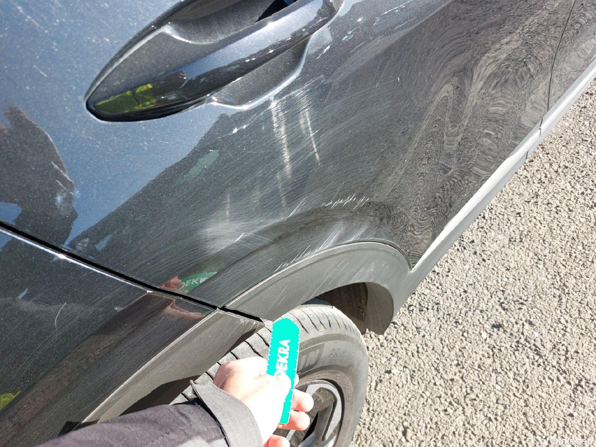  KIA  Sportage KIA  / 2022 / 5P / todoterreno 1.6 T-GDi 110kW (150CV) Drive 4x2 #23