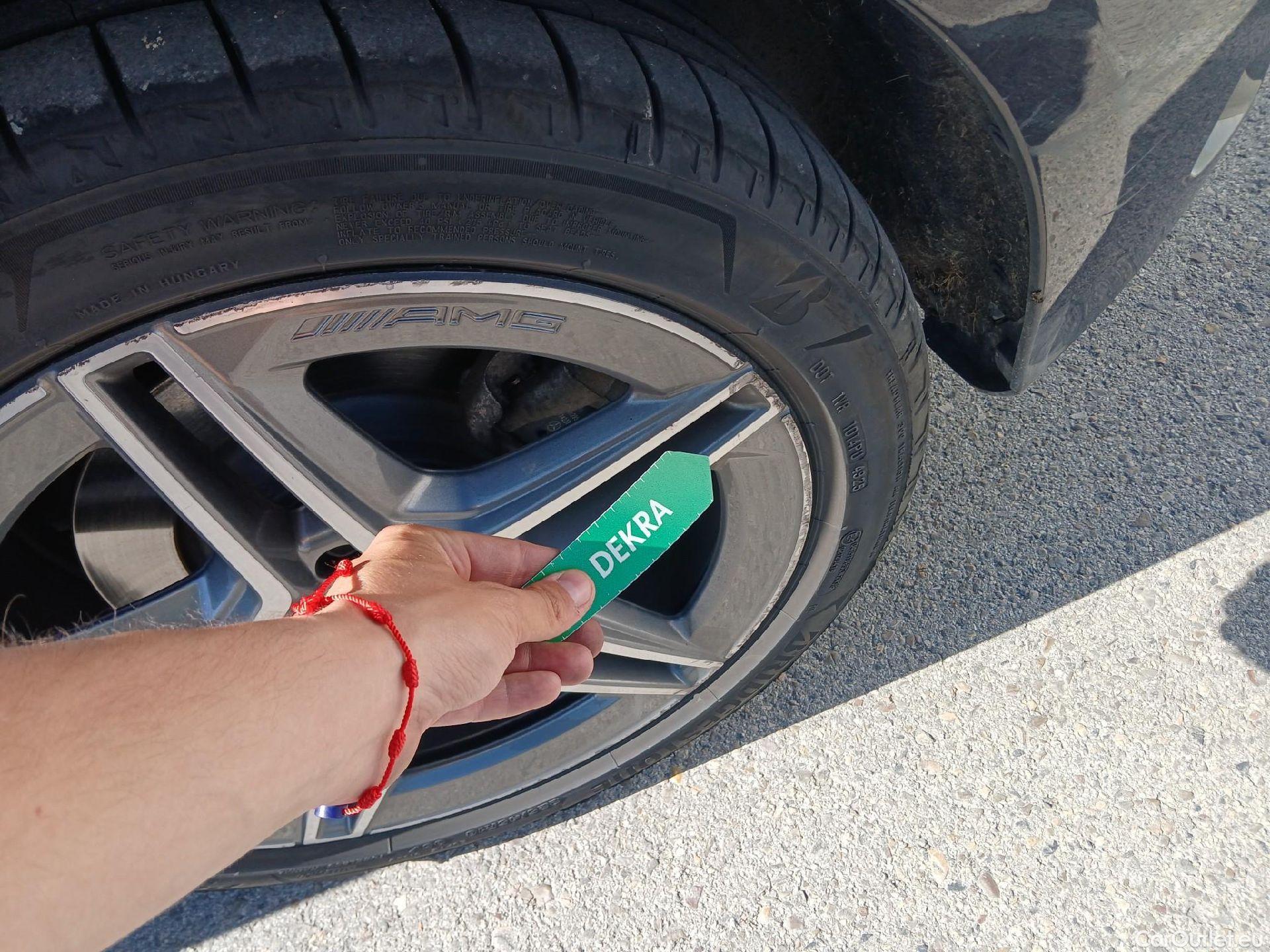  Mercedes  A-Klasse MERCEDES-BENZ Clase A berlina con portón A 250 e 220 CV 11 kWh #Opcionales 5800€# #35