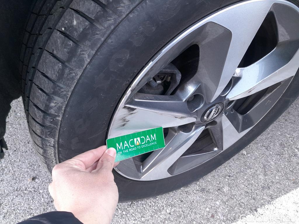  Nissan  Juke NISSAN  / 2014 / 5P / crossover G.E6D-Temp 83kW (112 CV) 5M/T ACENTA (CX) #11