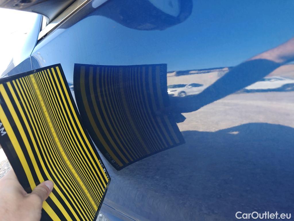  Mercedes  C-Klasse MERCEDES-BENZ Clase C / 2021 / 4P / sedán C 220 d #21