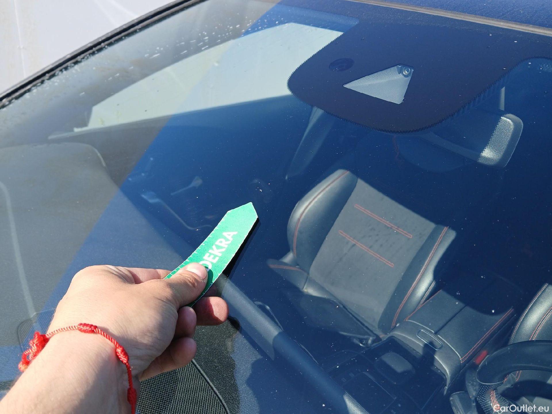  Mercedes  A-Klasse MERCEDES-BENZ Clase A berlina con portón A 250 e 220 CV 11 kWh #Opcionales 5800€# #22