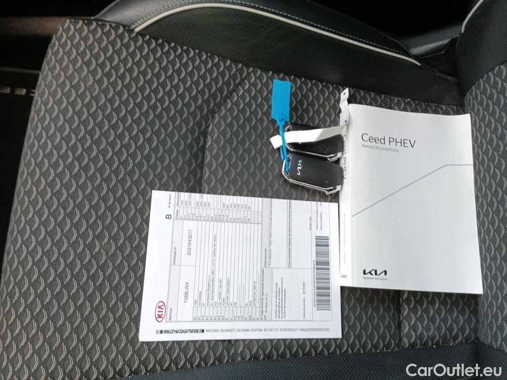  KIA  XCeed KIA  / 2019 / 5P / todoterreno 1.6 GDi PHEV 104kW (141CV) eMotion #10