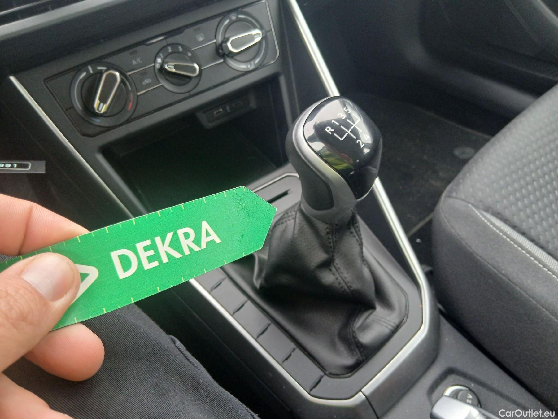  Volkswagen  Polo VOLKSWAGEN  / 2021 / 5P / berlina con portón Life 1.0 TSI 70kW (95CV) #27