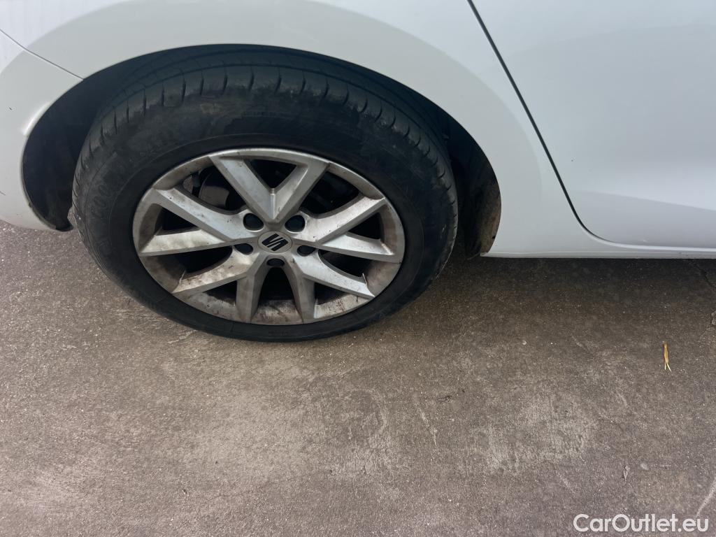  Seat  Leon SEAT Nuevo León / 2020 / 5P / berlina con portón 1.0 TSI 81kW S&S Style Go (AC) #7