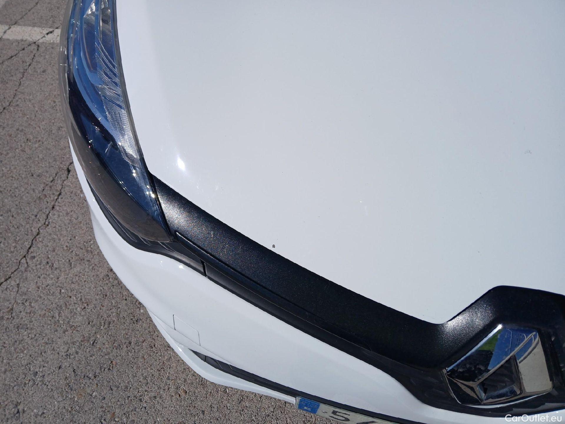  Renault  Clio RENAULT  / 2016 / 5P / berlina con portón Business TCe 66kW (90CV) GLP -18 #5