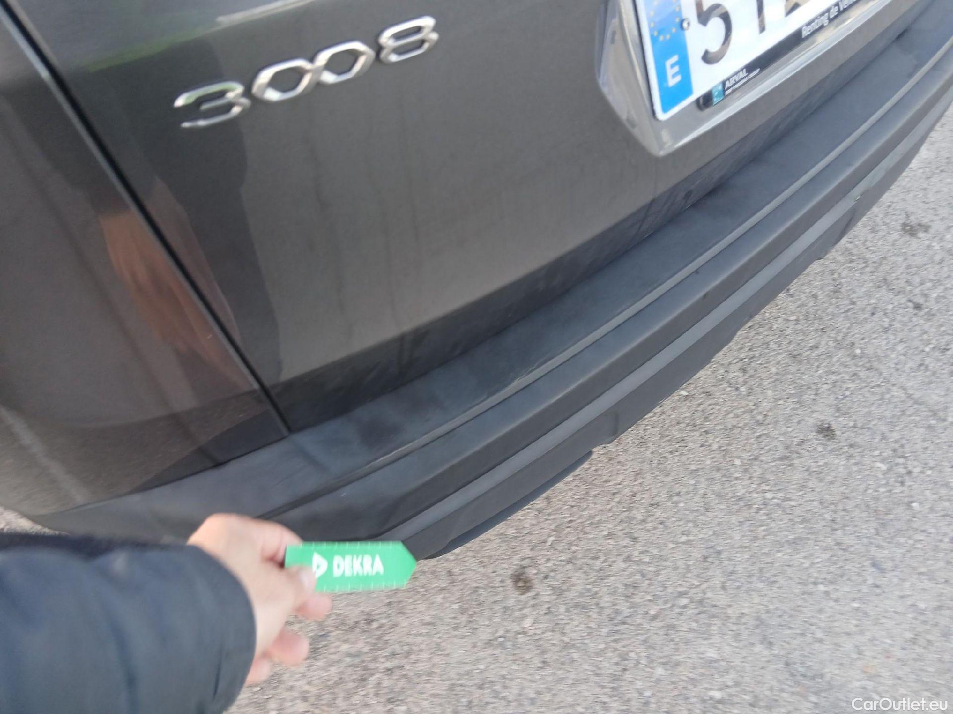  Peugeot  3008 PEUGEOT  / 2020 / 5P / todoterreno 1.5 BlueHDi 96kW (130CV) S&S Active Pack (AC3) #14