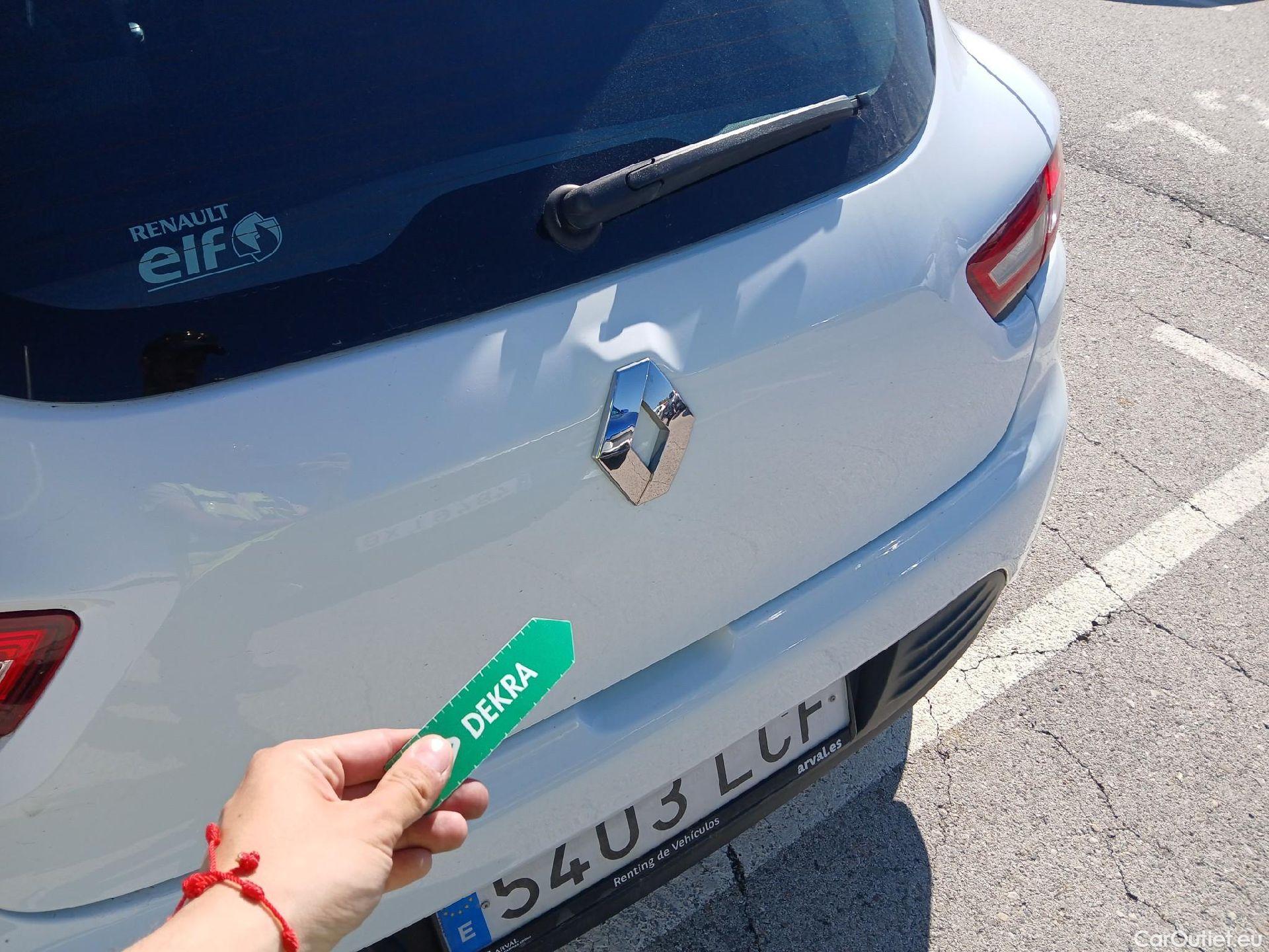  Renault  Clio RENAULT  / 2016 / 5P / berlina con portón Business TCe 66kW (90CV) GLP -18 #18