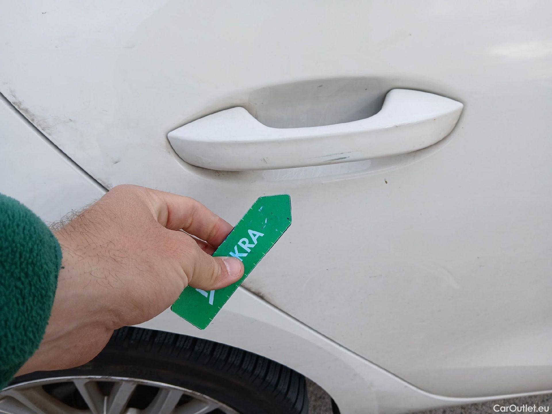  Seat  Leon SEAT Nuevo León / 2020 / 5P / familiar SP 1.4 e-Hybrid DSG S&S Xcellence Go L #27