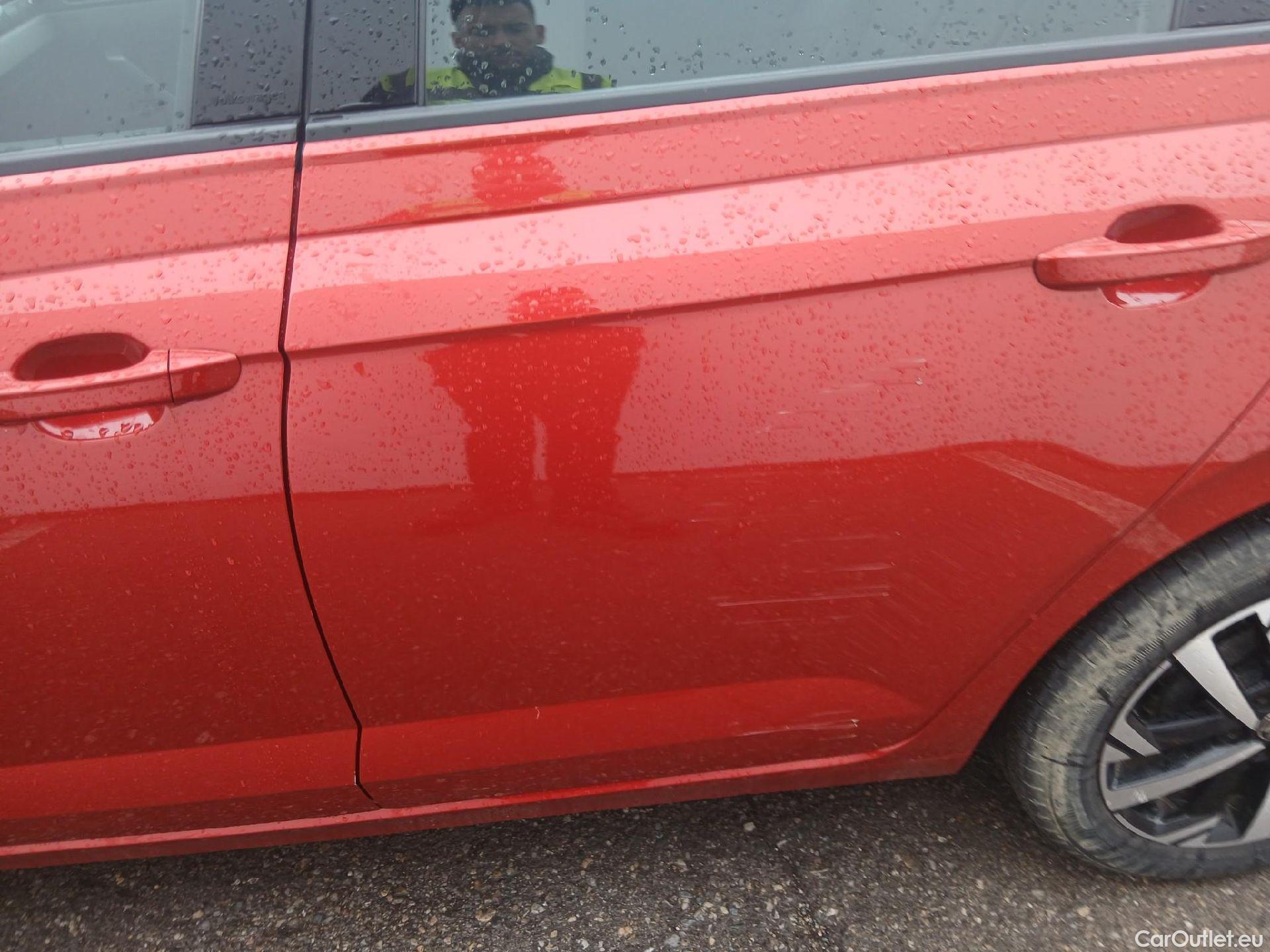  Volkswagen  Polo VOLKSWAGEN  / 2021 / 5P / berlina con portón Life 1.0 TSI 70kW (95CV) #11