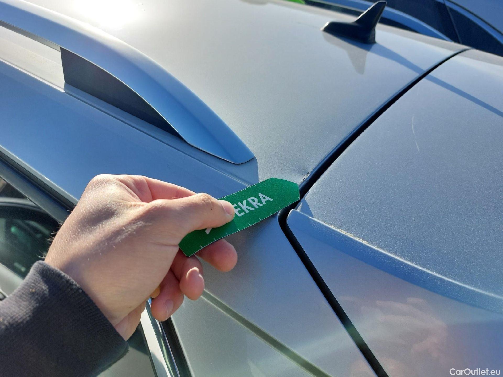  Skoda  KAMIQ SKODA  / 2019 / 5P / todoterreno 1.0 TSI 81kW (110CV) Emotion #16